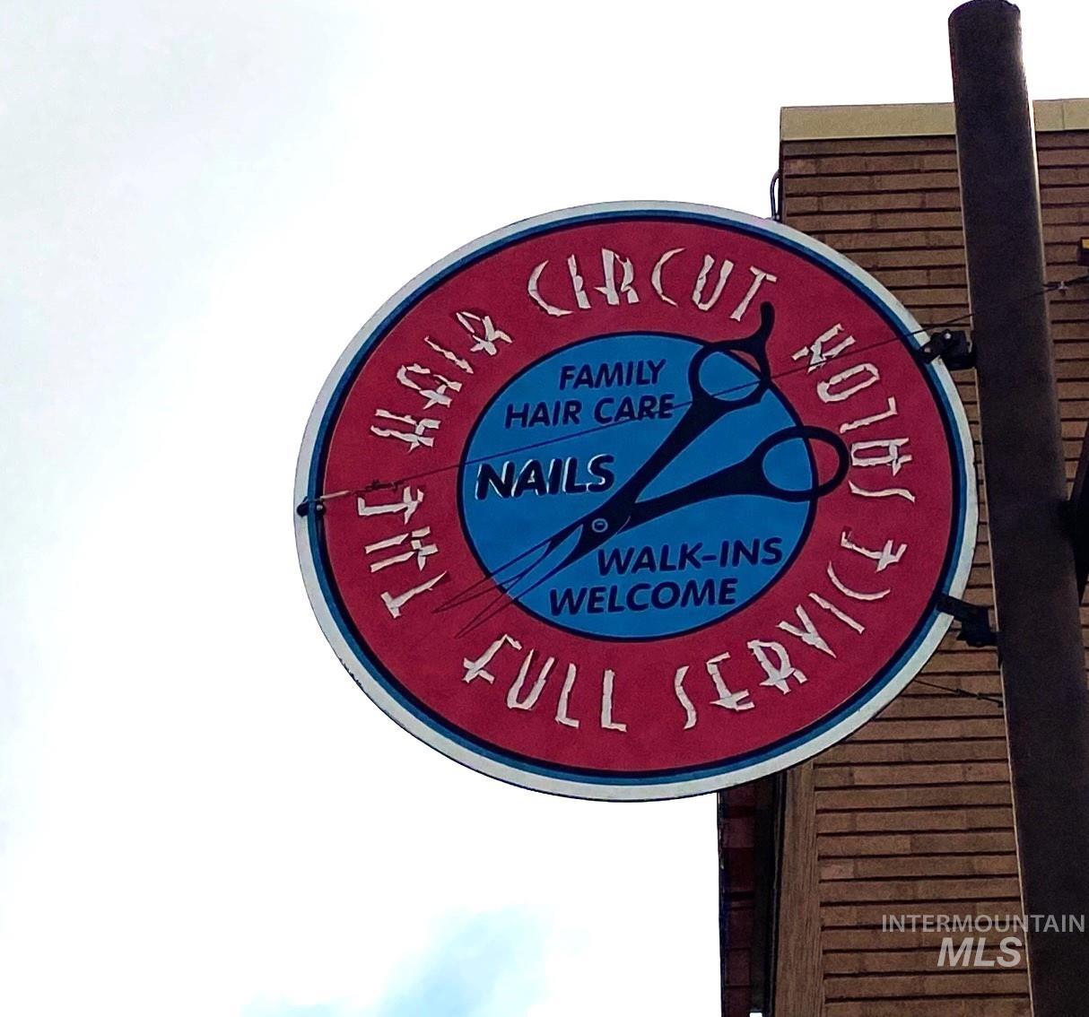 163 SW 1st Street, Ontario, Oregon 97914, 4 Bedrooms, Business/Commercial For Sale, Price $525,000, 98907764