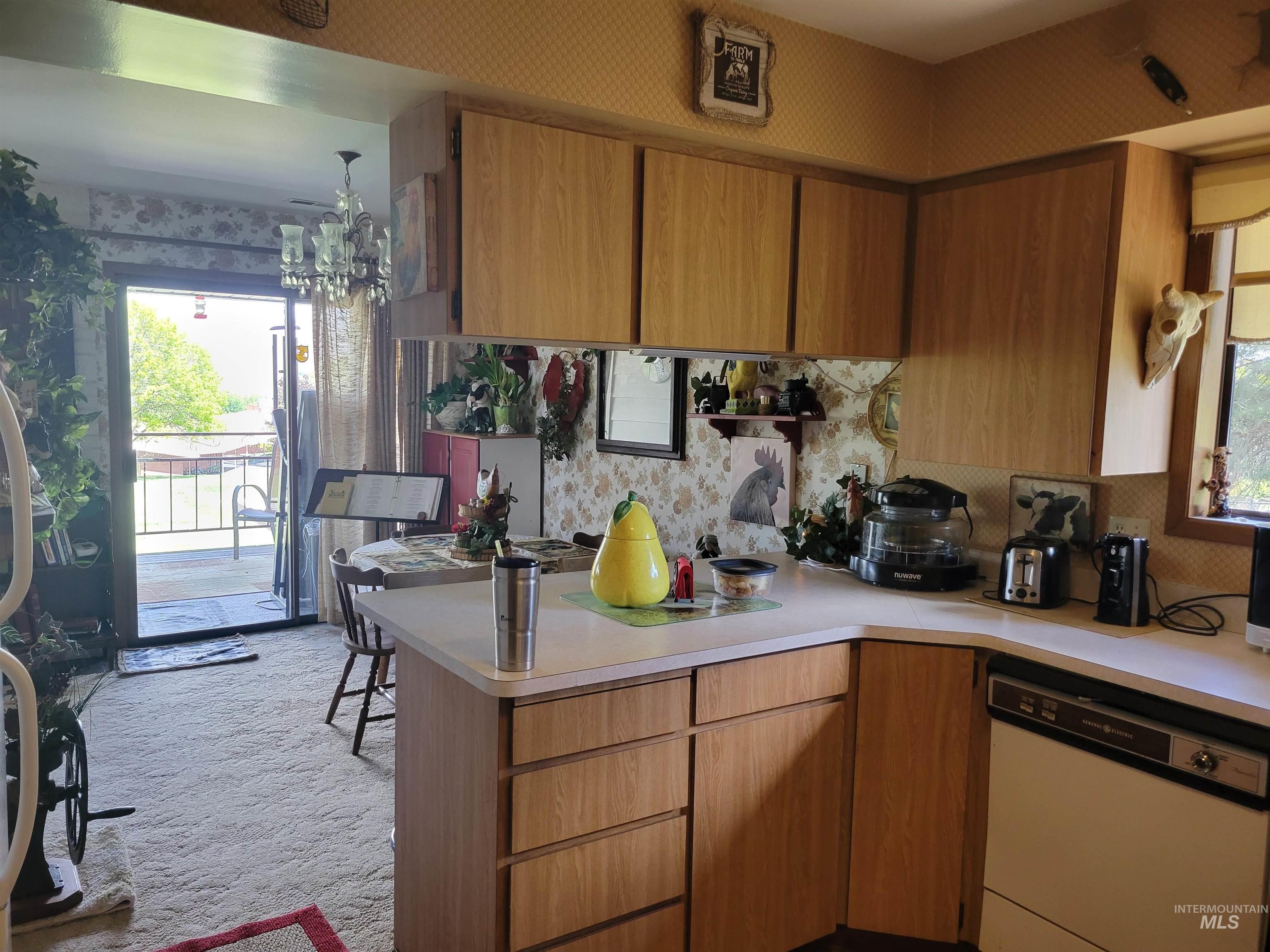 2225 & 2227 14th St, Lewiston, Idaho 83501, 2 Bedrooms, 2 Bathrooms, Residential Income For Sale, Price $469,000,MLS 98907819