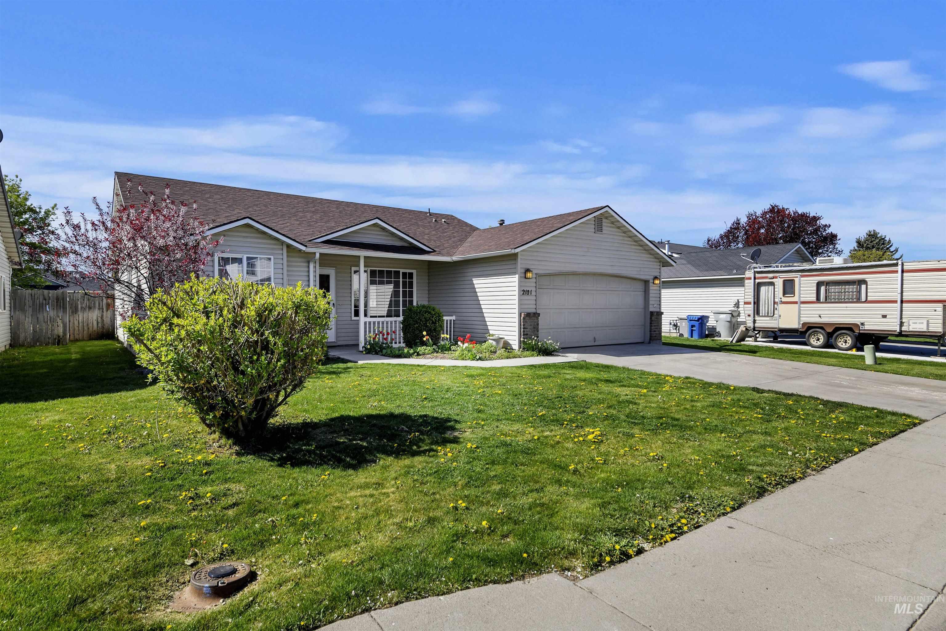 2101 W Grouse Street, Nampa, Idaho 83651, 4 Bedrooms, 2 Bathrooms, Residential For Sale, Price $379,900,MLS 98907861