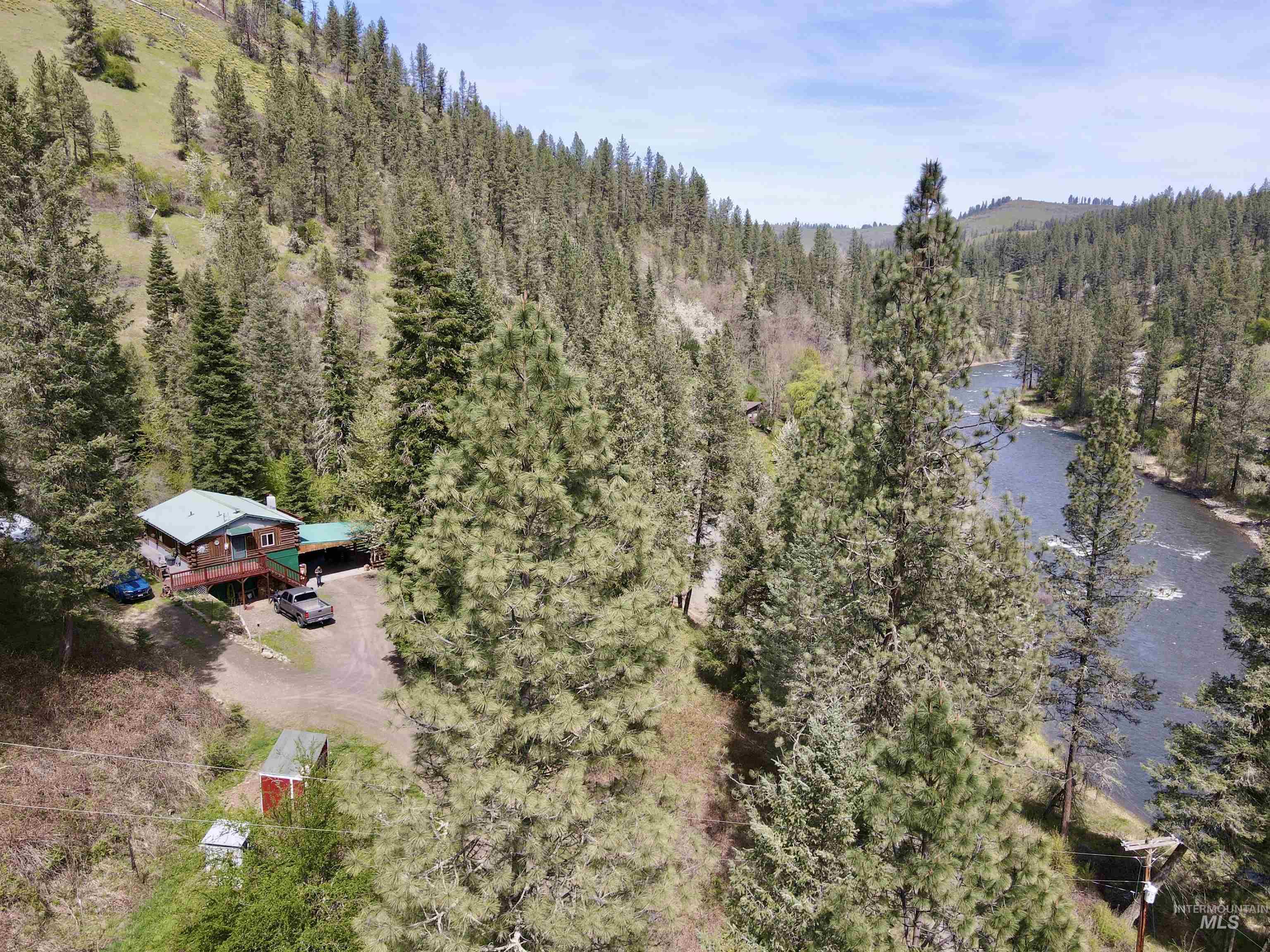 191 China Garden Road, Stites, Idaho 83552, 2 Bedrooms, 2 Bathrooms, Residential For Sale, Price $395,000,MLS 98907874