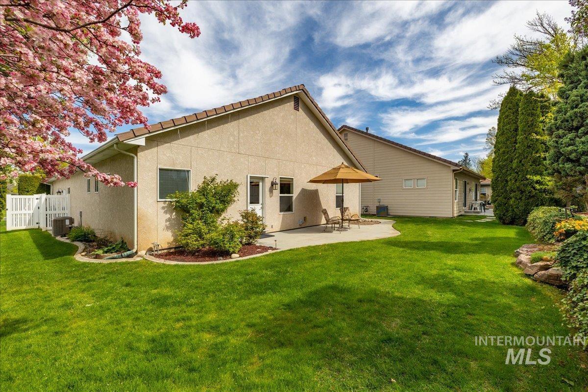 3557 N Rock Creek Lane, Garden City, Idaho 83703, 3 Bedrooms, 2.5 Bathrooms, Residential For Sale, Price $635,000,MLS 98907985