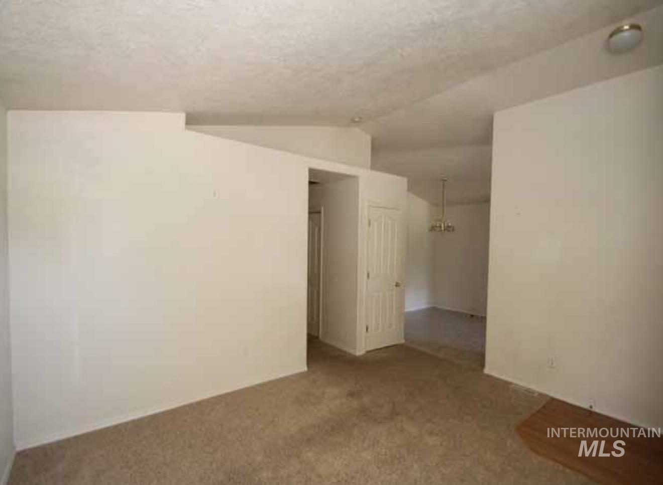 2007 W Slaton Drive, Meridian, Idaho 83642, 3 Bedrooms, 2 Bathrooms, Residential For Sale, Price $399,900,MLS 98908002