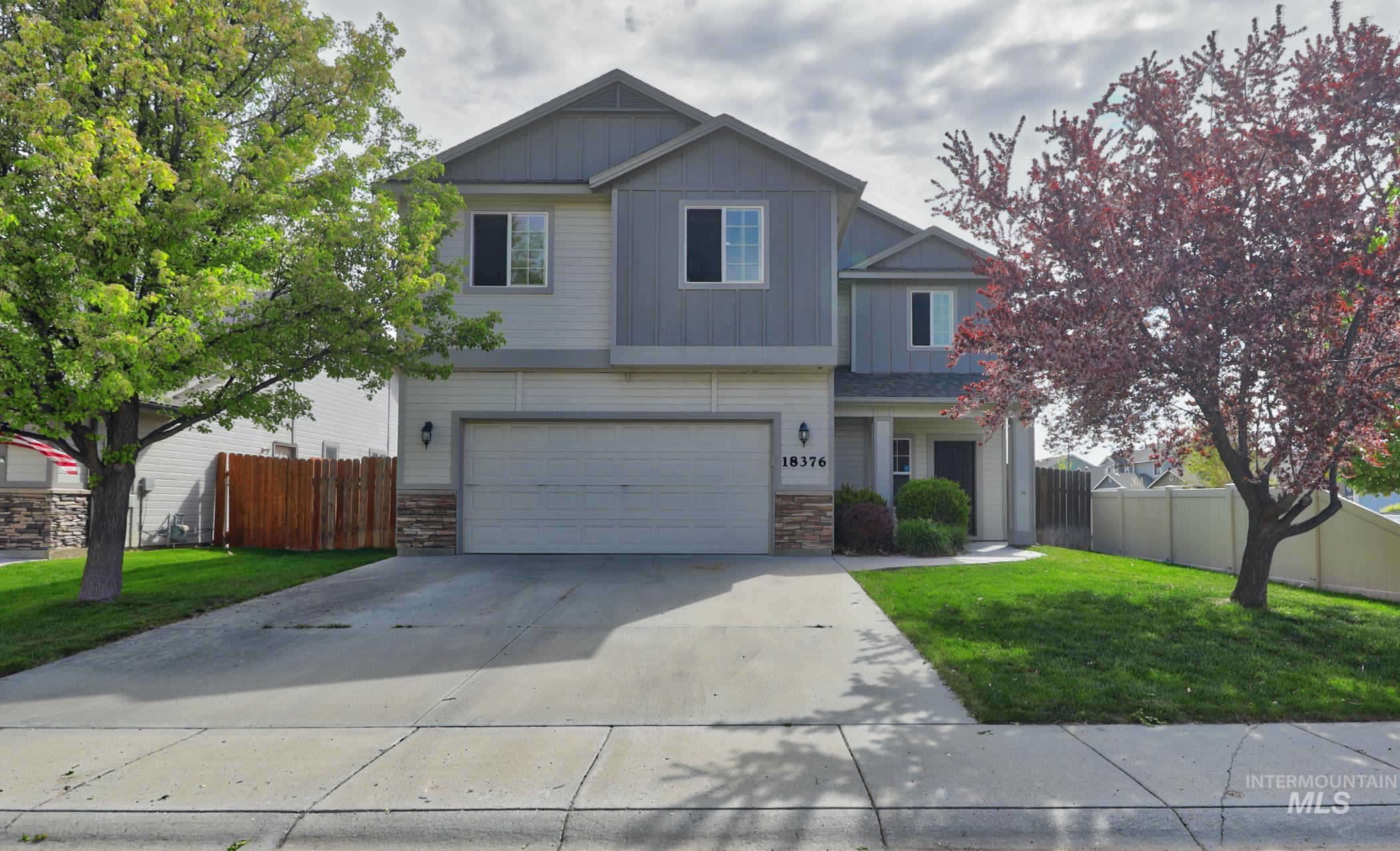 18376 Spicebush Ave, Nampa, Idaho 83687, 4 Bedrooms, 2.5 Bathrooms, Residential For Sale, Price $429,000,MLS 98908010