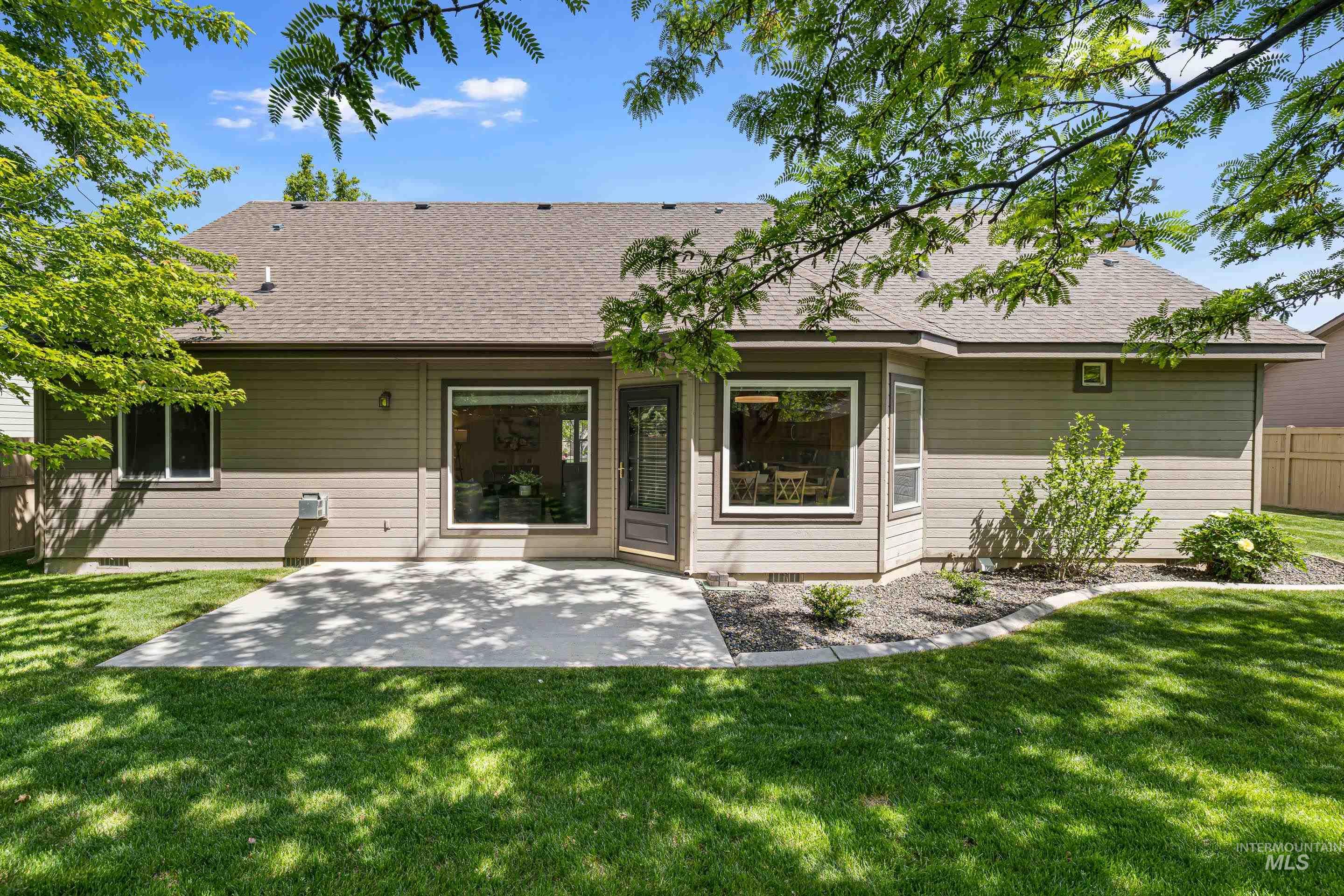 4667 W Dawson Dr, Meridian, Idaho 83646, 4 Bedrooms, 3 Bathrooms, Residential For Sale, Price $590,000,MLS 98908029