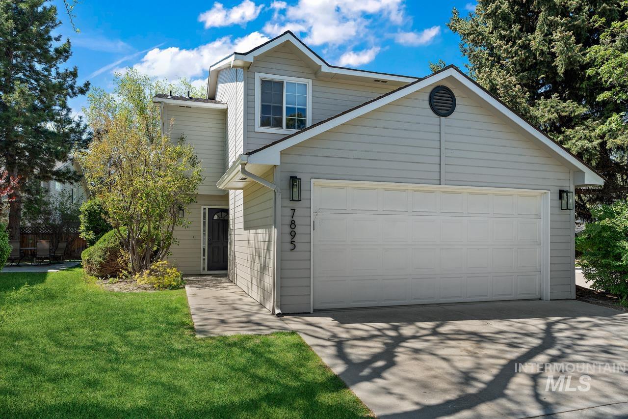 7895 W Holt Ct, Boise, Idaho 83704, 3 Bedrooms, 3 Bathrooms, Residential For Sale, Price $420,000,MLS 98908152