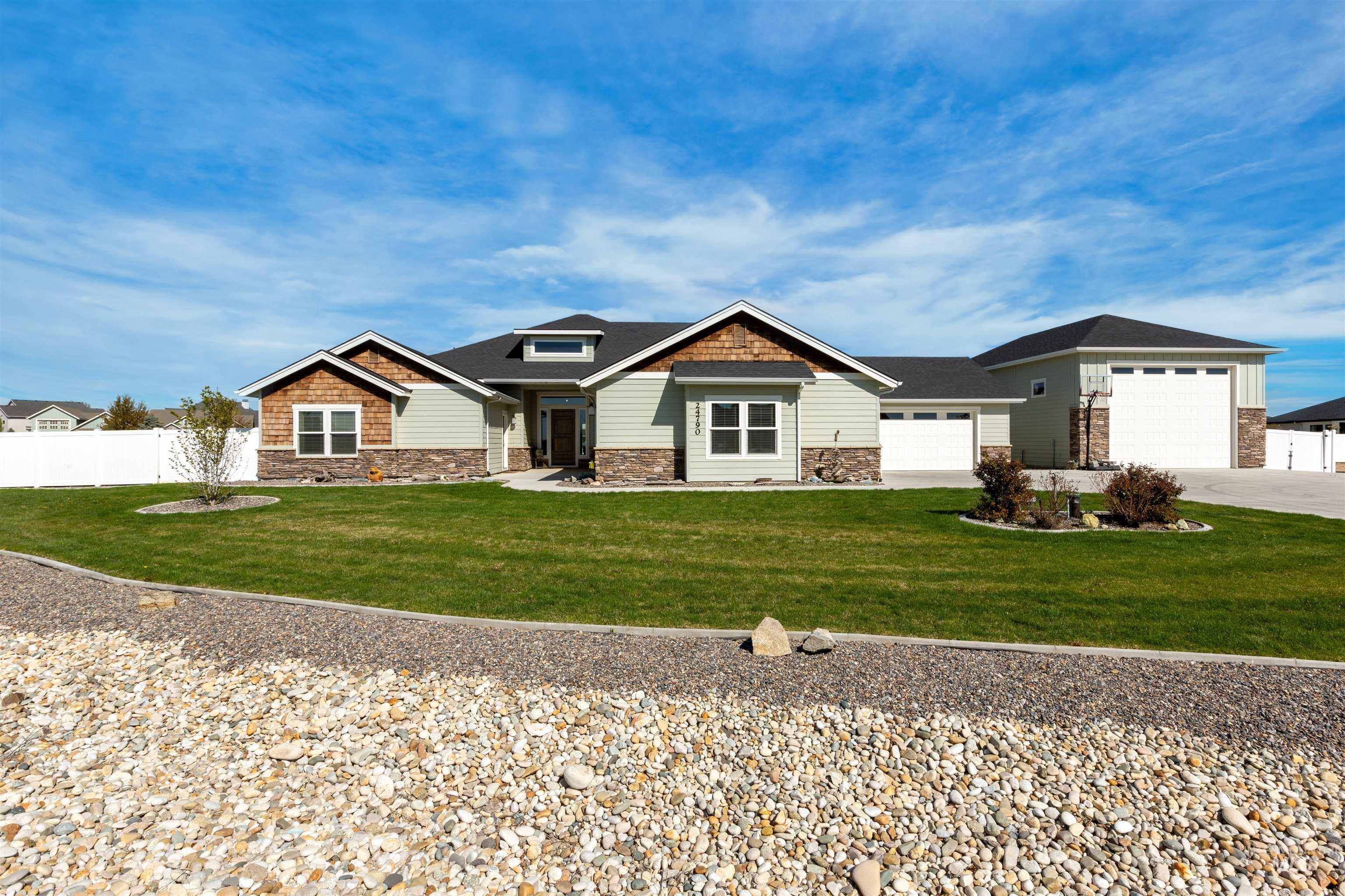 24790 Plainfield Dr, Caldwell, Idaho 83607-8466, 4 Bedrooms, 6 Bathrooms, Residential For Sale, Price $1,449,000,MLS 98908192