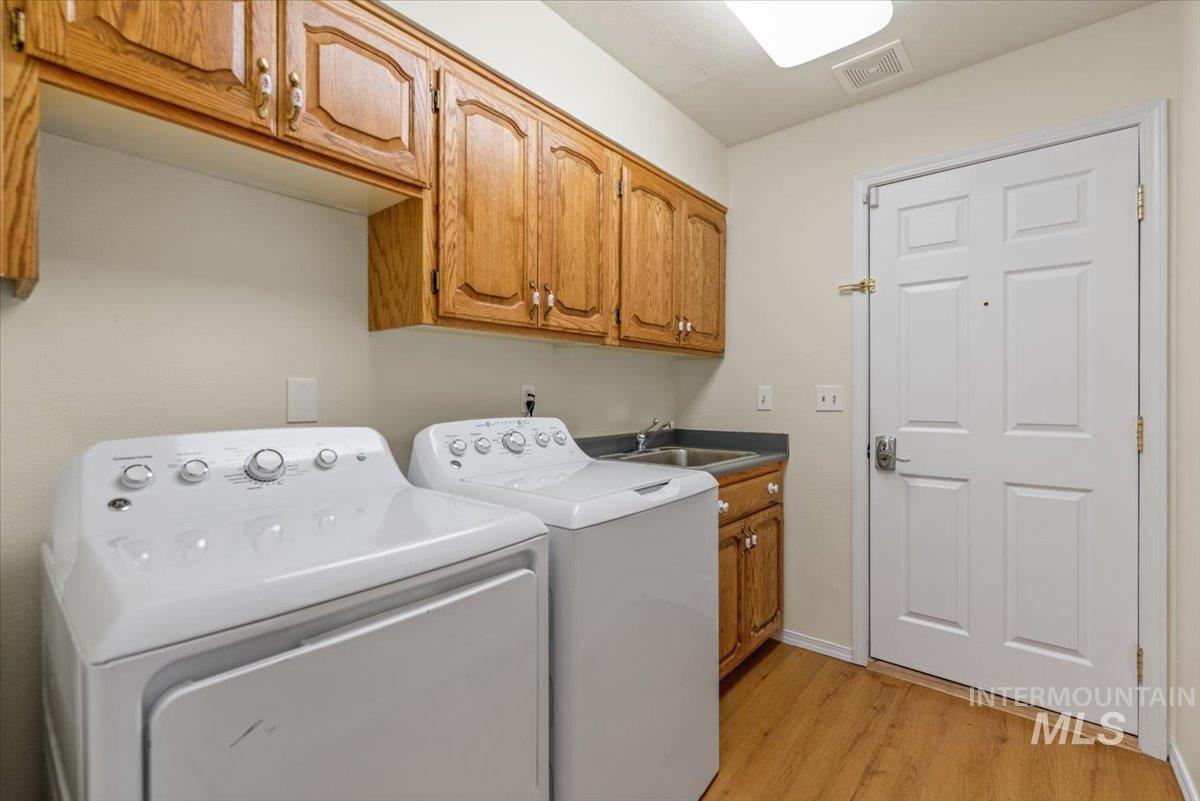 4161 NE Rancho Way, Mountain Home, Idaho 83647, 4 Bedrooms, 3.5 Bathrooms, Residential For Sale, Price $750,000,MLS 98908228