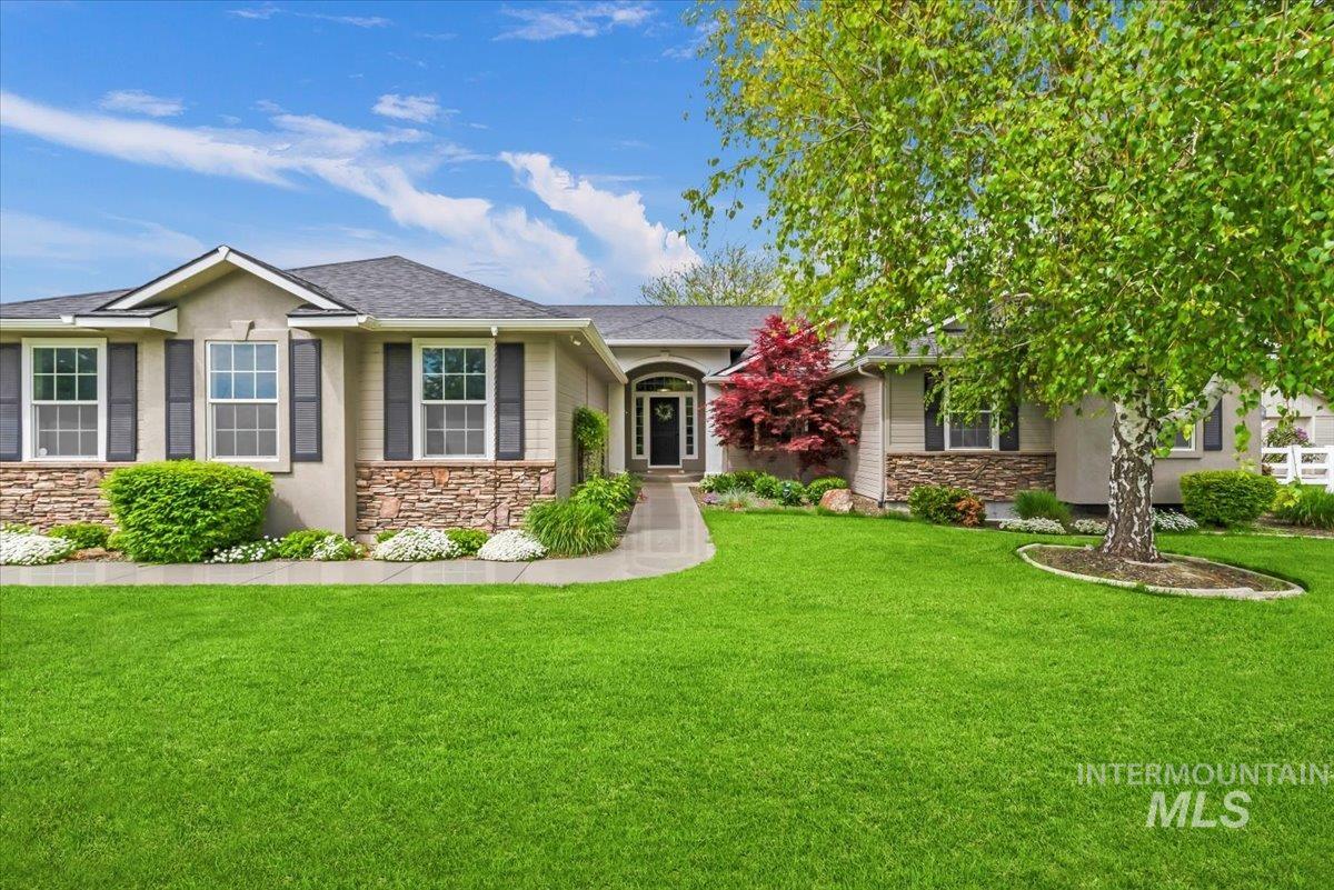 33 N Saratoga Ave, Nampa, Idaho 83687, 5 Bedrooms, 3 Bathrooms, Residential For Sale, Price $1,050,000,MLS 98908244