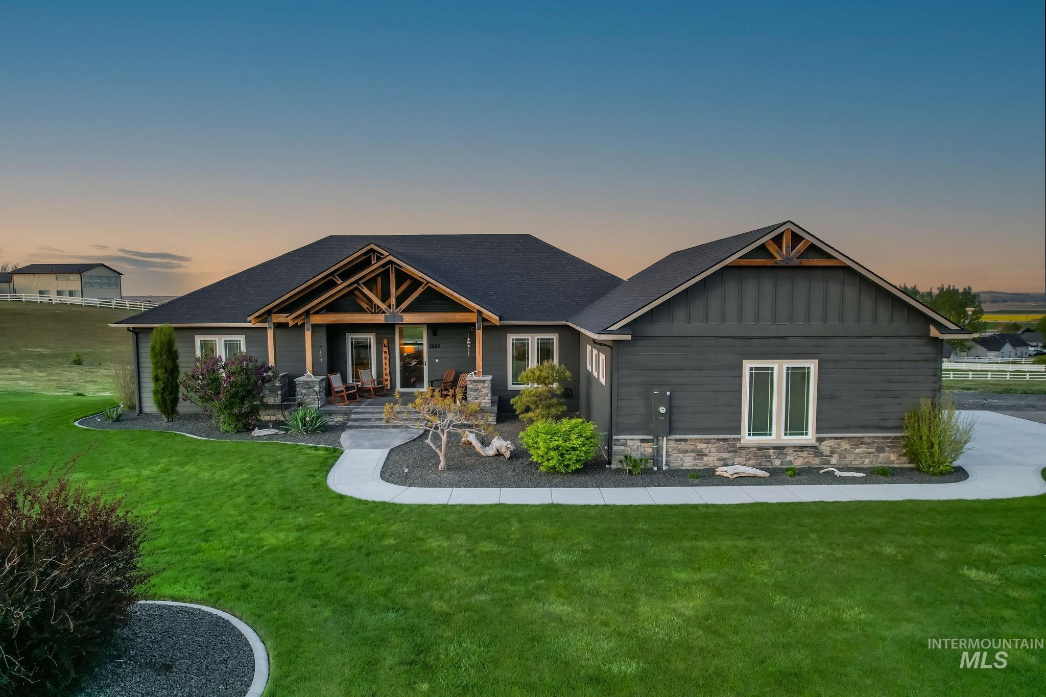 5886 Whispering Hills Dr, Marsing, Idaho 83639, 4 Bedrooms, 2.5 Bathrooms, Residential For Sale, Price $1,299,000,MLS 98908251