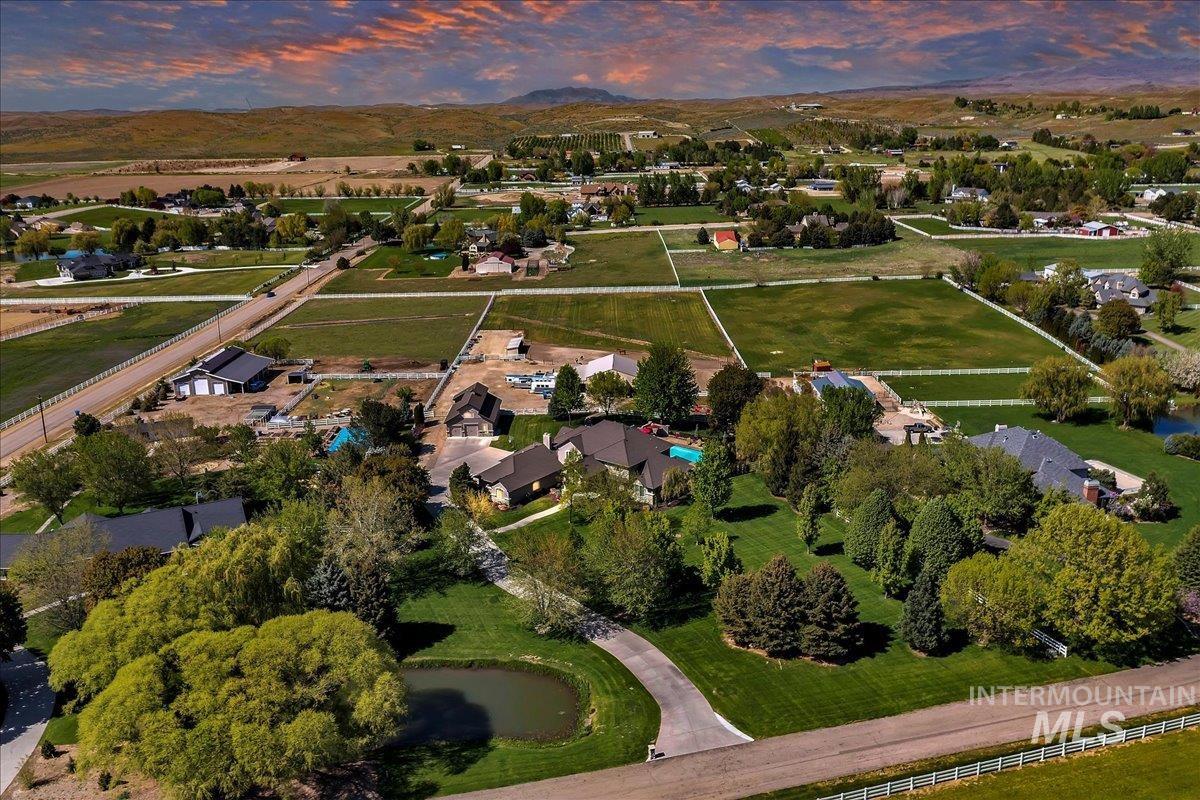 3886 W Houseland Court, Eagle, Idaho 83616, 5 Bedrooms, 4.5 Bathrooms, Residential For Sale, Price $2,900,000,MLS 98908335