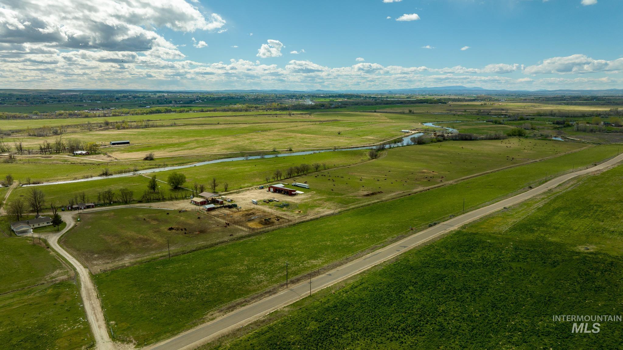6327 Bluff Road, New Plymouth, Idaho 83655, 3 Bedrooms, 2 Bathrooms, Residential For Sale, Price $3,155,000,MLS 98908439