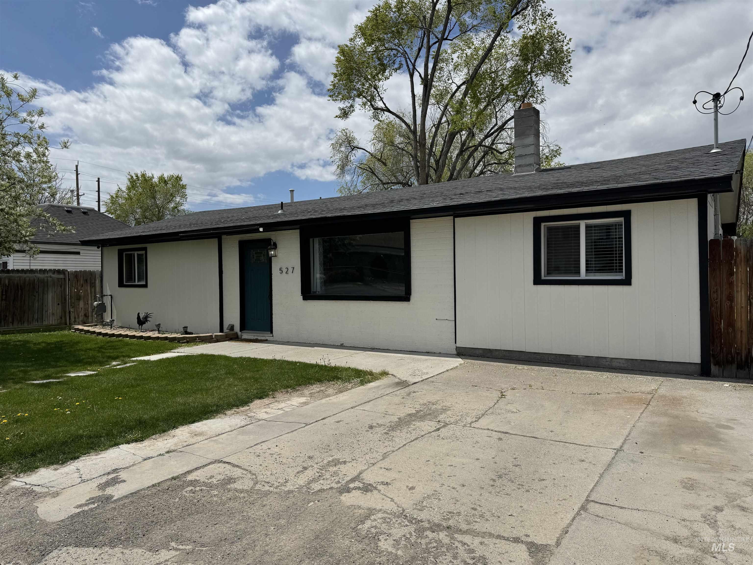 440 Martin 527 Jefferson, Twin Falls, Idaho 83301, 20 Bedrooms, 20 Rooms, Business/Commercial For Sale, Price $705,000,MLS 98908520