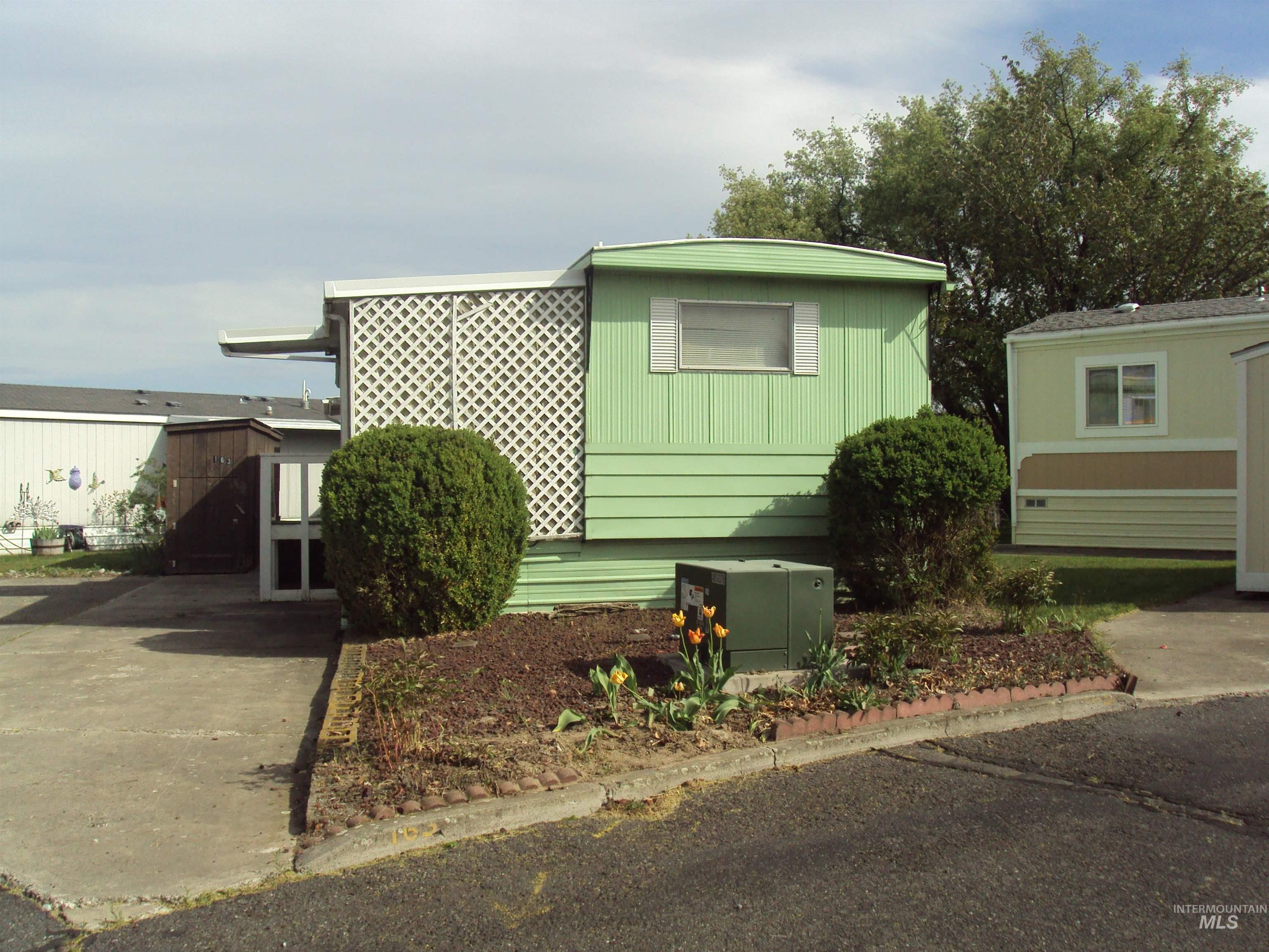 2015 6th Ave, Clarkston, Washington 99403, 2 Bedrooms, 1 Bathroom, Residential For Sale, Price $54,000,MLS 98908554
