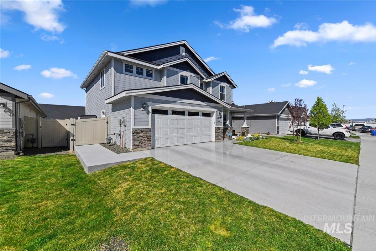 9184 W Bigwood Dr, Boise, Idaho 83709-6812, 3 Bedrooms, 2.5 Bathrooms, Residential For Sale, Price $499,000,MLS 98908561
