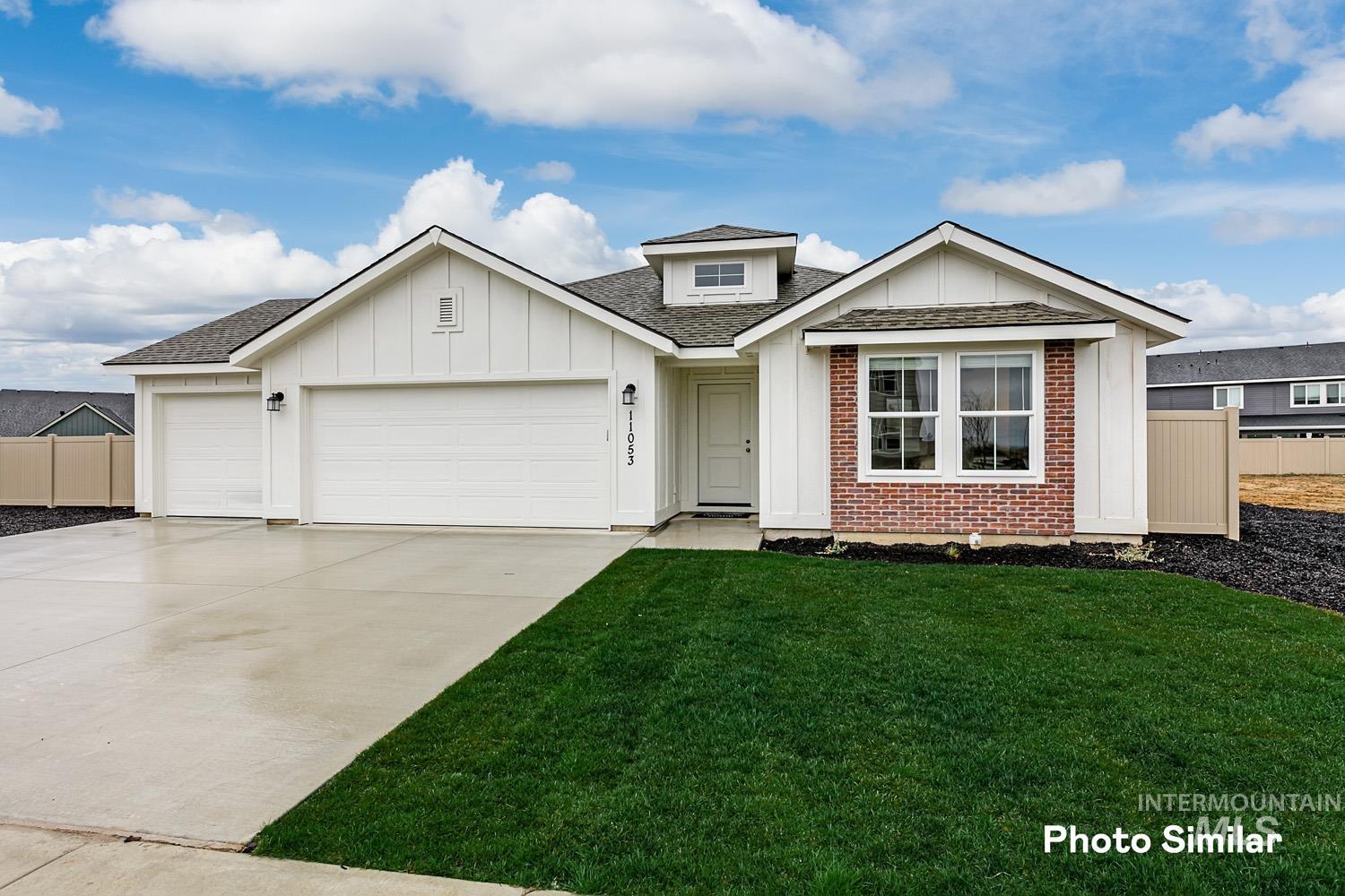 18173 N Evening Rose Ave, Nampa, Idaho 83687, 3 Bedrooms, 2 Bathrooms, Residential For Sale, Price $424,900,MLS 98908602