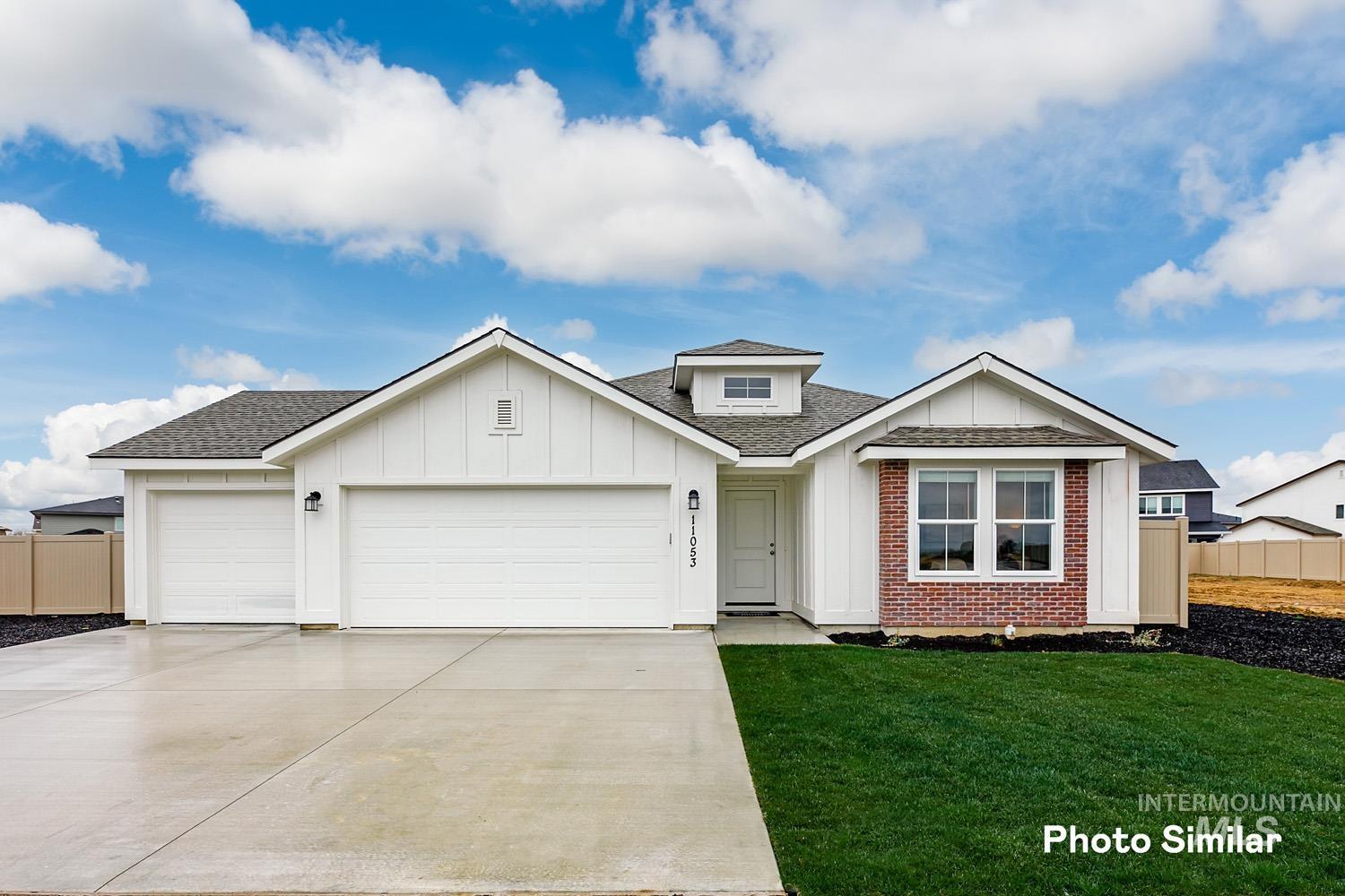 18173 N Evening Rose Ave, Nampa, Idaho 83687, 3 Bedrooms, 2 Bathrooms, Residential For Sale, Price $424,900,MLS 98908602