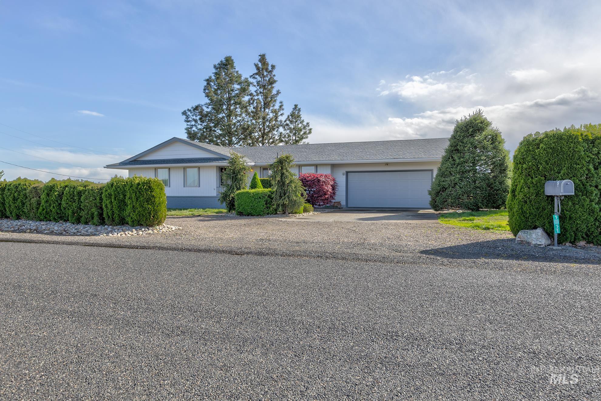 1511 Cove Road, Weiser, Idaho 83672, 4 Bedrooms, 2 Bathrooms, Residential For Sale, Price $489,000,MLS 98908628