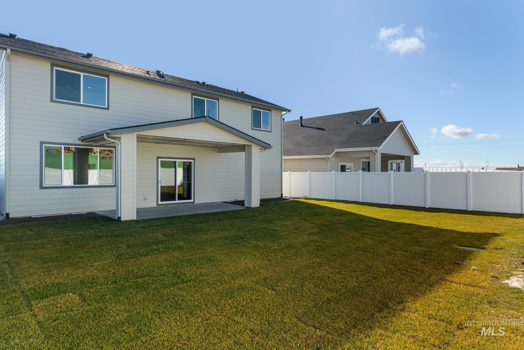 2650 Laidlaw Dr, Emmett, Idaho 83617, 4 Bedrooms, 2.5 Bathrooms, Residential For Sale, Price $524,995,MLS 98908646
