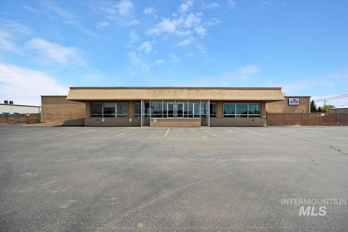 411 Overland, Burley, Idaho 83318, Business/Commercial For Sale, Price $252,000,MLS 98908688