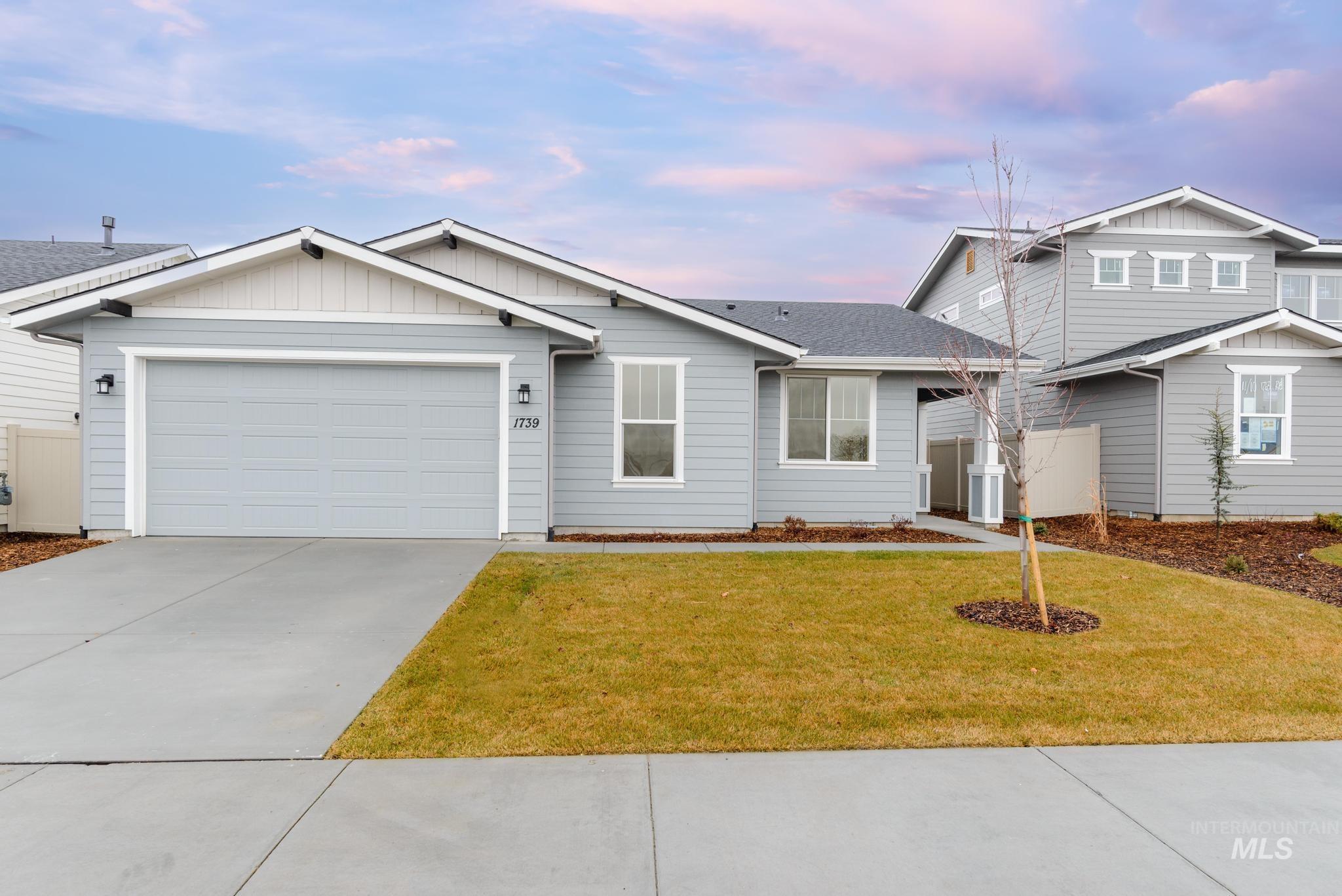 1855 W Roper St., Middleton, Idaho 83644, 3 Bedrooms, 2 Bathrooms, Residential For Sale, Price $477,995,MLS 98908693