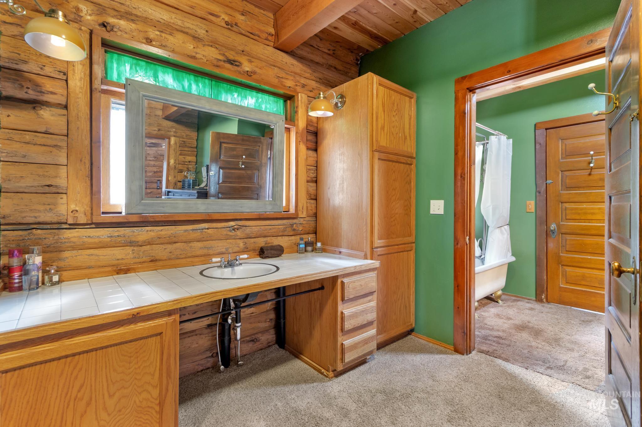 31 Meadow Lane, Boise, Idaho 83716, 3 Bedrooms, 2 Bathrooms, Residential For Sale, Price $649,000,MLS 98908869