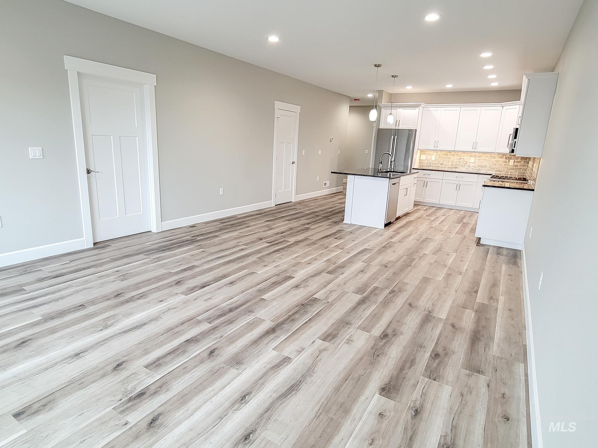 2113 Powers Ave, Lewiston, Idaho 83501, 2 Bedrooms, 2 Bathrooms, Residential For Sale, Price $399,900, 98908934