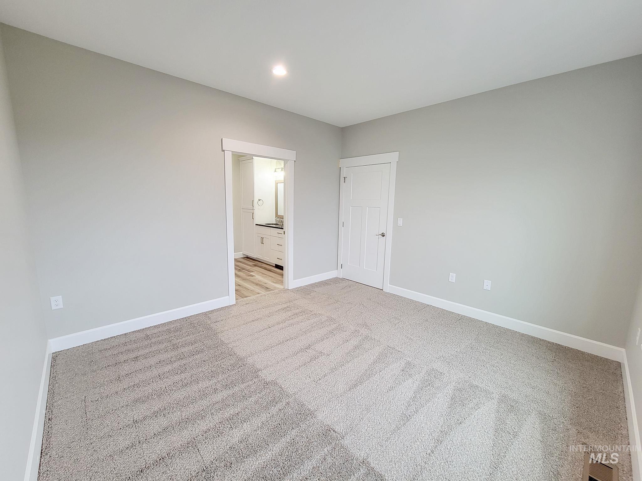 2113 Powers Ave, Lewiston, Idaho 83501, 2 Bedrooms, 2 Bathrooms, Residential For Sale, Price $399,900, 98908934