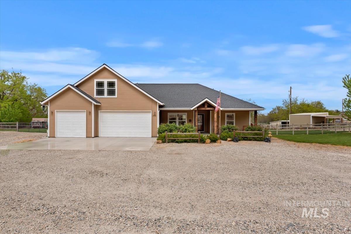 2492 W South Slope Rd, Emmett, Idaho 83617-9798, 5 Bedrooms, 2.5 Bathrooms, Residential For Sale, Price $949,900,MLS 98908959