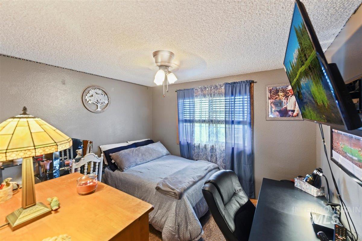 34 N Happy Valley, Nampa, Idaho 83687, 3 Bedrooms, 3 Bathrooms, Residential For Sale, Price $775,000,MLS 98909208