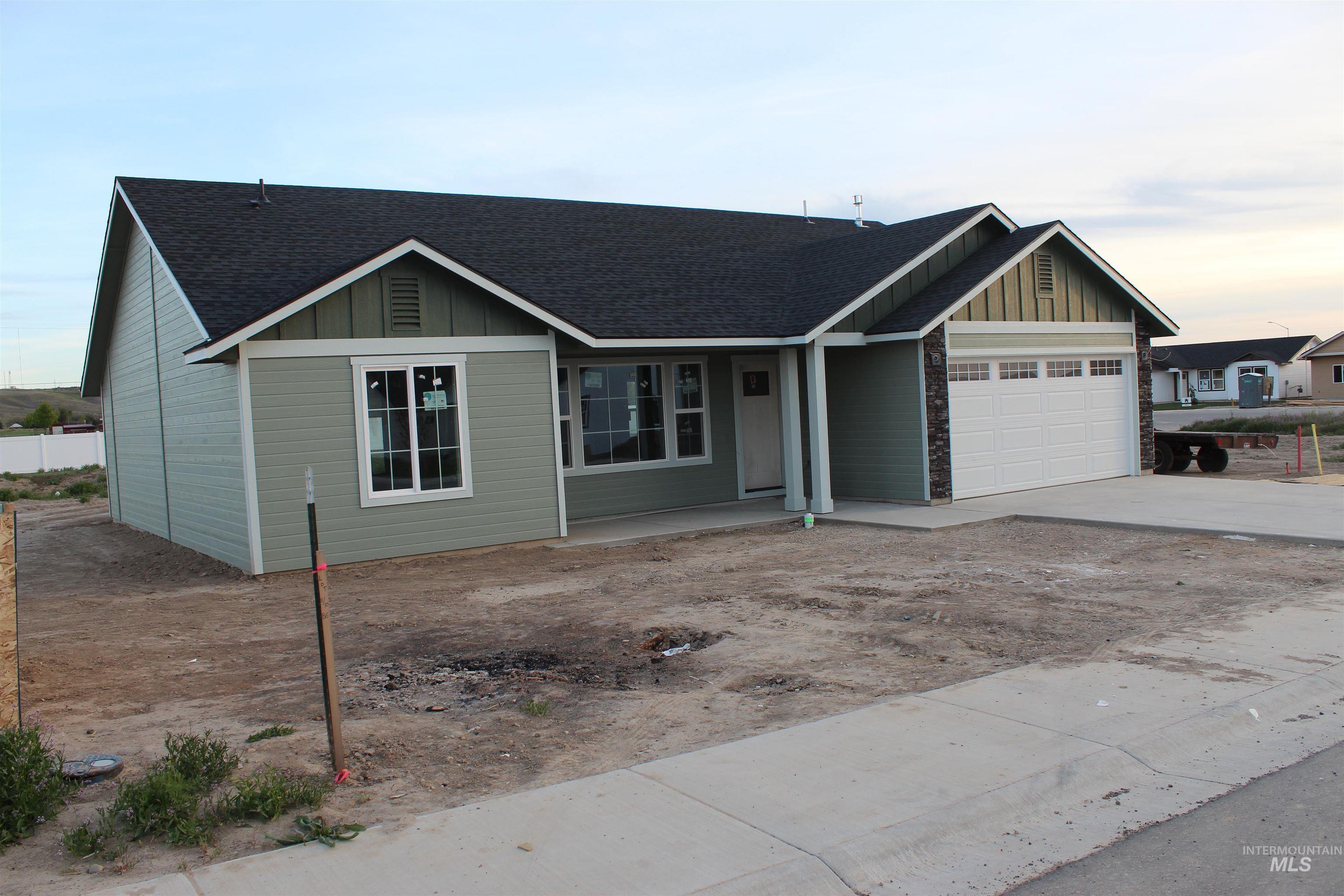 2650 Bandon Dunes Ave., Payette, Idaho 83661, 3 Bedrooms, 2 Bathrooms, Residential For Sale, Price $355,000,MLS 98909225