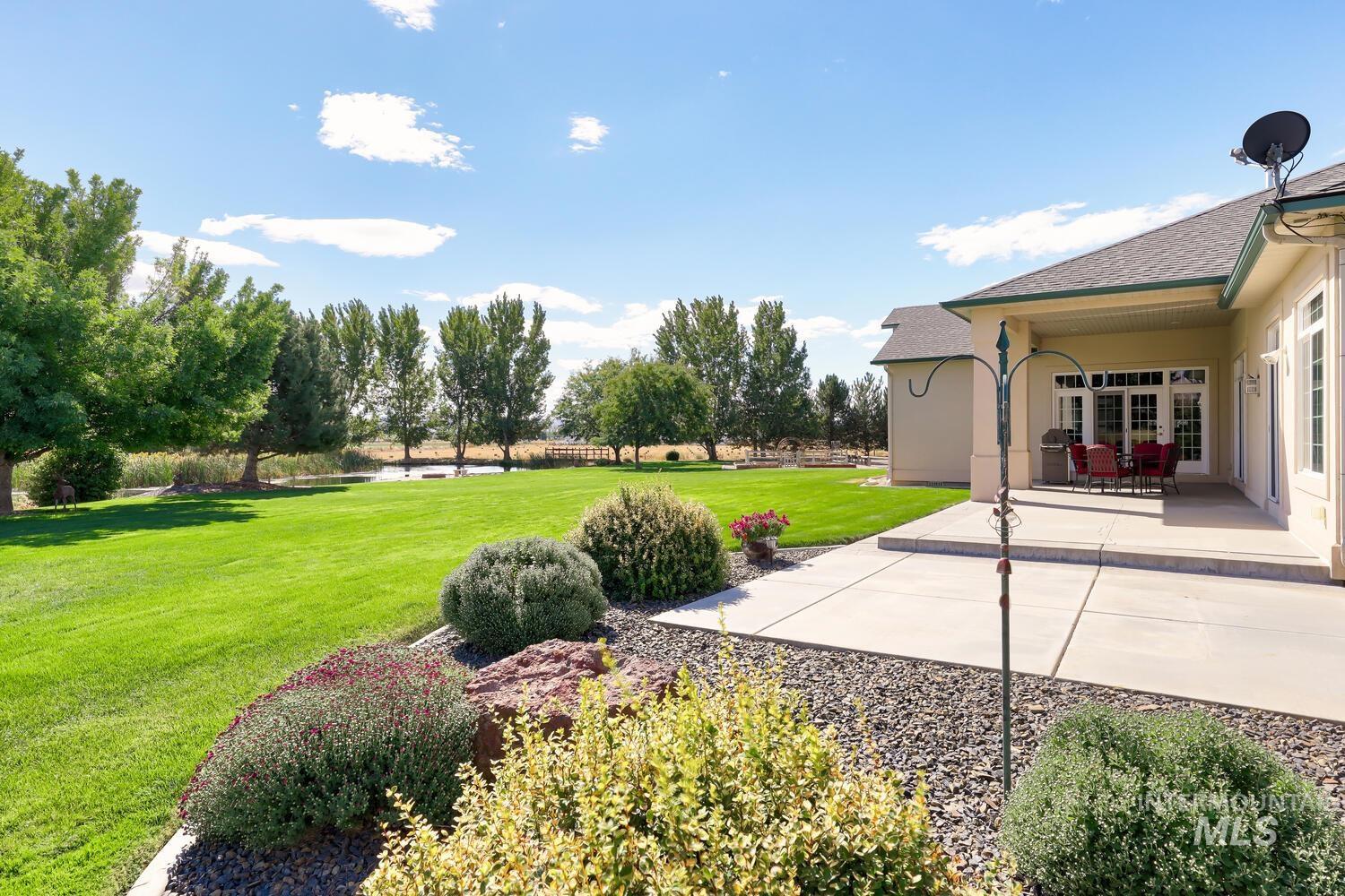 1795 W. Black Canyon Hwy, Emmett, Idaho 83617, 3 Bedrooms, 3.5 Bathrooms, Residential For Sale, Price $1,975,000,MLS 98909318