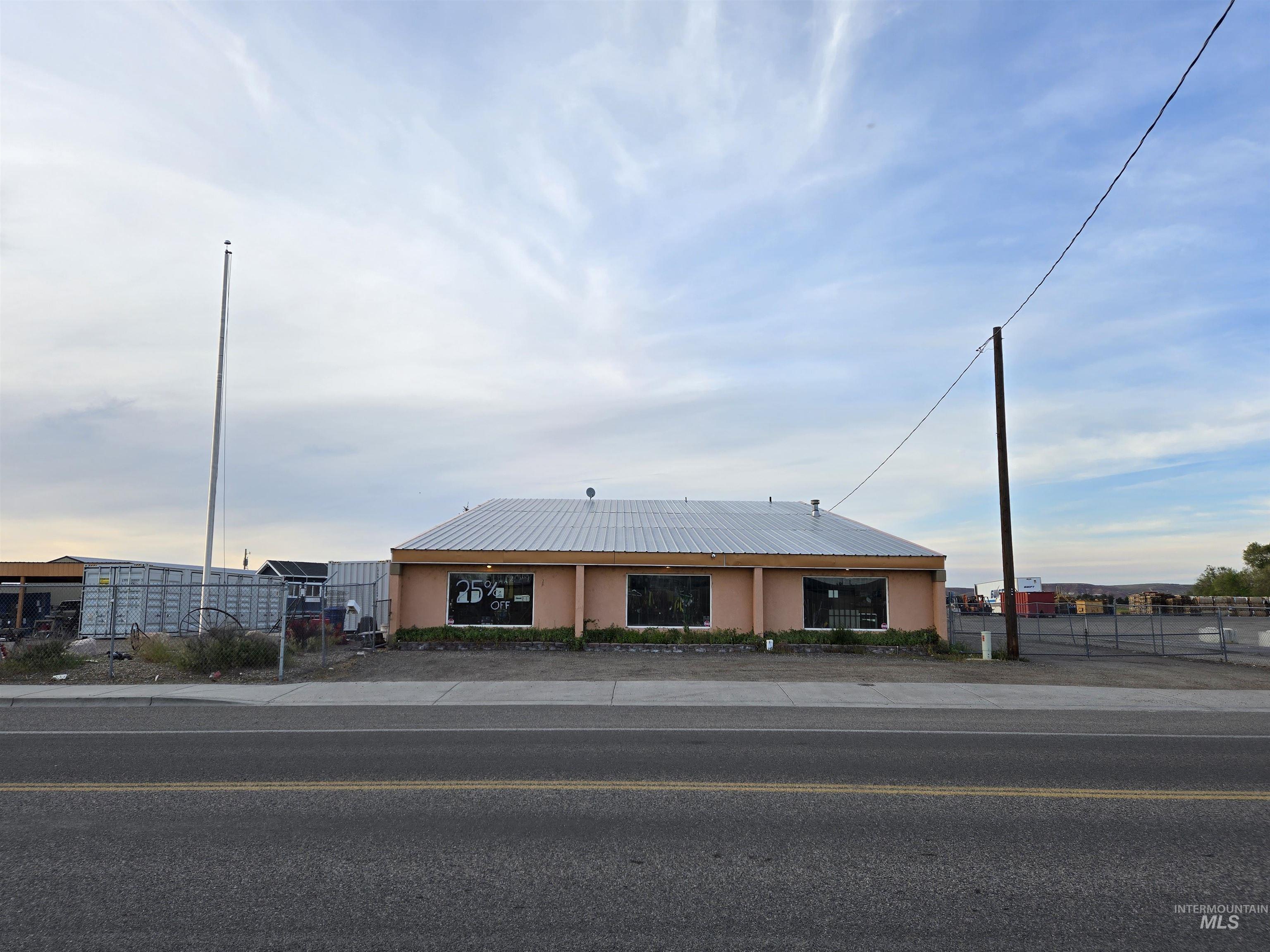 509 & 511 NW 16th St, Fruitland, Idaho 83619, Business/Commercial For Sale, Price $600,000,MLS 98909343