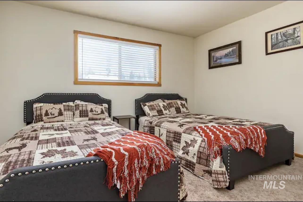 114 Hughes Circle, Stanley, Idaho 83686, 3 Bedrooms, 3 Bathrooms, Residential For Sale, Price $775,000,MLS 98909398