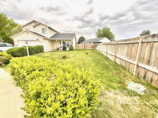 11951 W Blueberry Ave, Nampa, Idaho 83651, 3 Bedrooms, 2.5 Bathrooms, Residential For Sale, Price $379,999,MLS 98909477