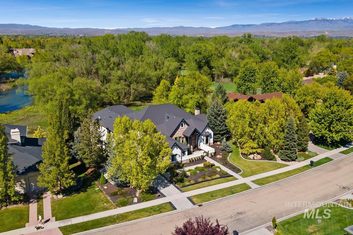 648 W Bogus View Dr, Eagle, Idaho 83616, 4 Bedrooms, 3.5 Bathrooms, Residential For Sale, Price $2,325,000,MLS 98909593