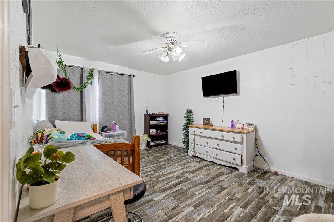 916 W Homedale Rd, Caldwell, Idaho 83607, 4 Bedrooms, 2.5 Bathrooms, Residential For Sale, Price $499,900,MLS 98909713