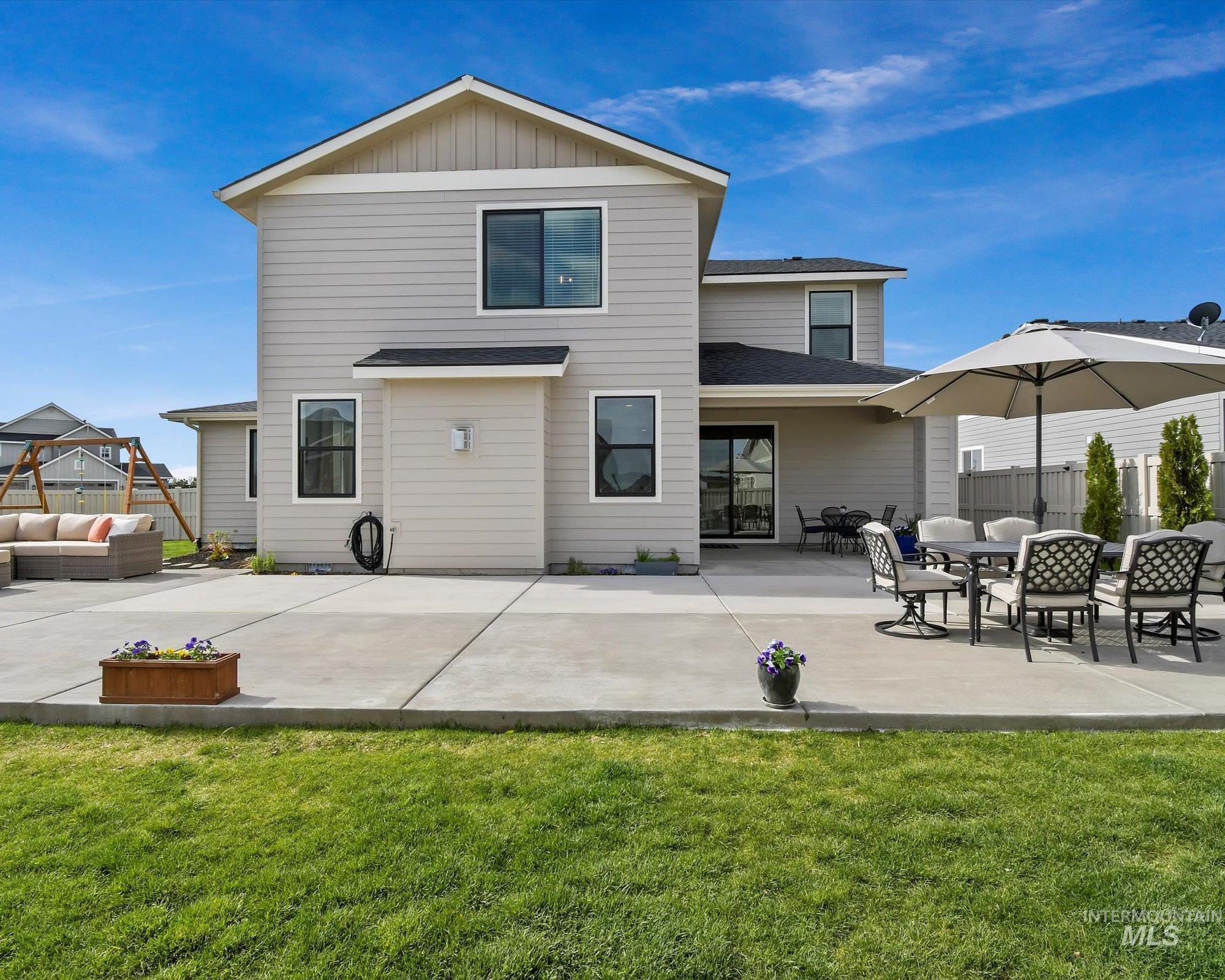 1182 W Ayrshire St, Middleton, Idaho 83644-6192, 4 Bedrooms, 3 Bathrooms, Residential For Sale, Price $725,000,MLS 98909772