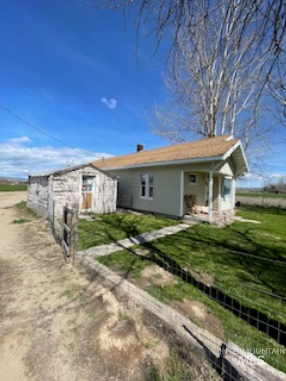 1386 Ross Rd, Weiser, Idaho 83672-0000, 3 Bedrooms, 1 Bathroom, Farm & Ranch For Sale, Price $795,000,MLS 98909801