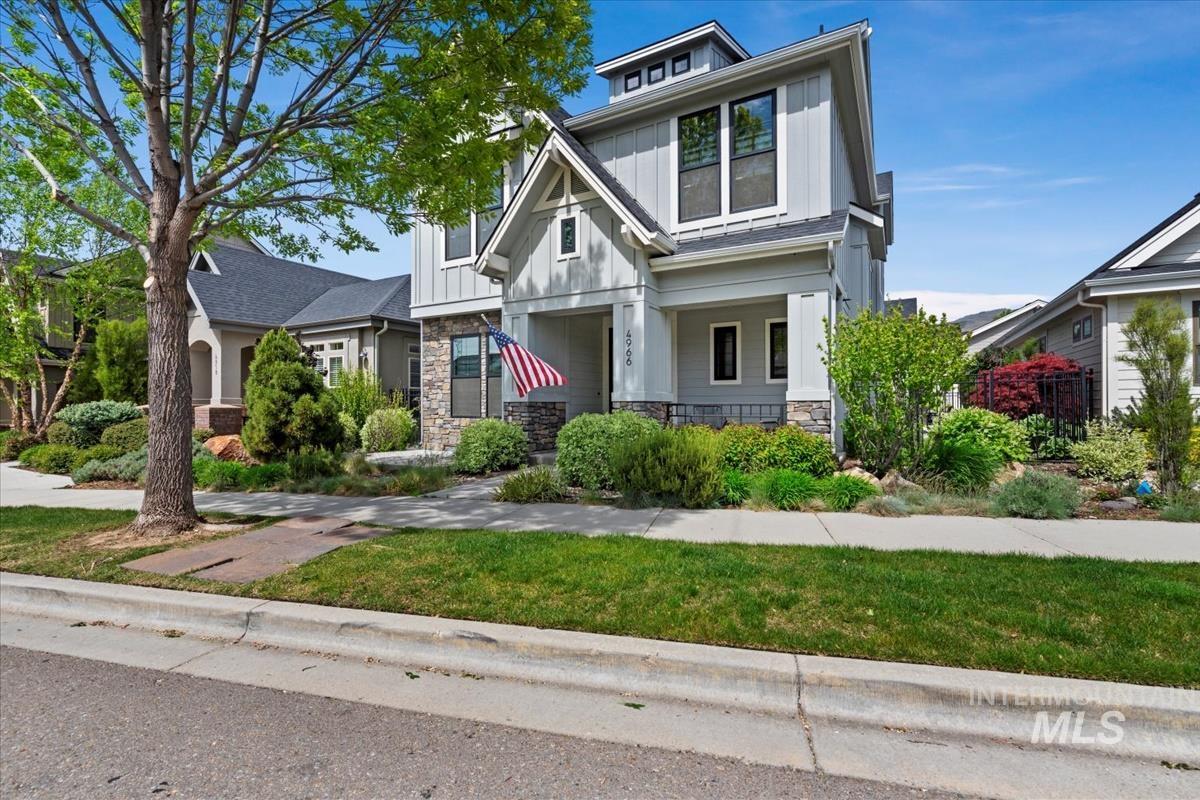 4966 E Woodcarver, Boise, Idaho 83712-8426, 3 Bedrooms, 2.5 Bathrooms, Residential For Sale, Price $789,900,MLS 98909869