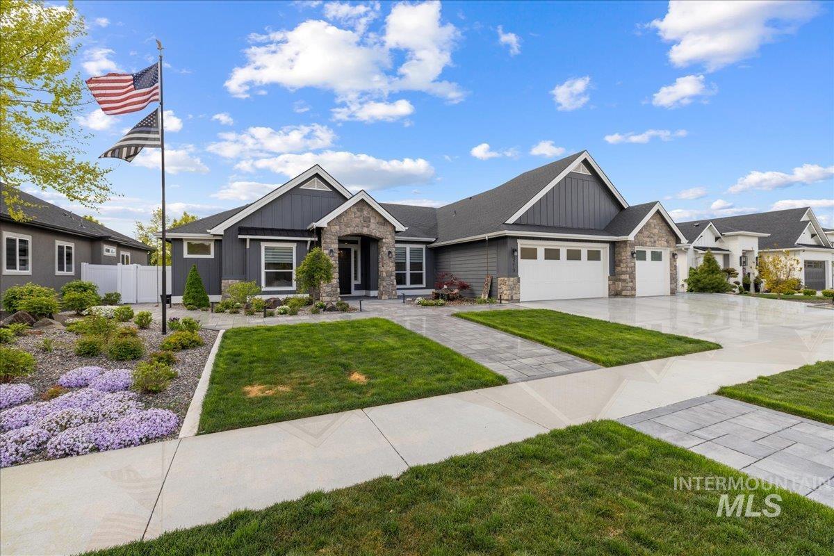9219 W Sparks Lake Dr, Boise, Idaho 83714, 4 Bedrooms, 3 Bathrooms, Residential For Sale, Price $1,185,000,MLS 98909872