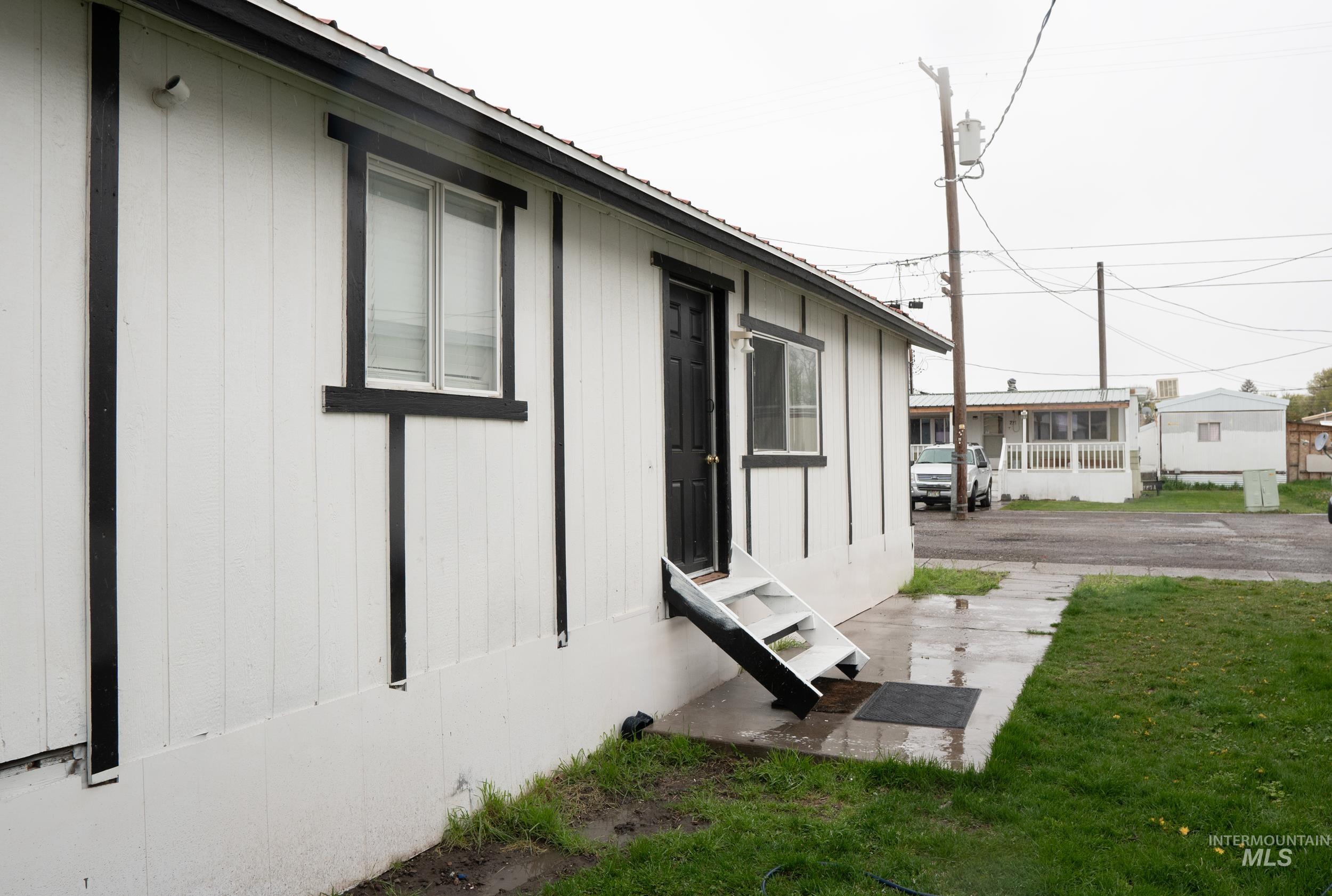 757 Normal Ave #C2, Burley, Idaho 83318, 2 Bedrooms, 1 Bathroom, Residential For Sale, Price $40,000, 98909875