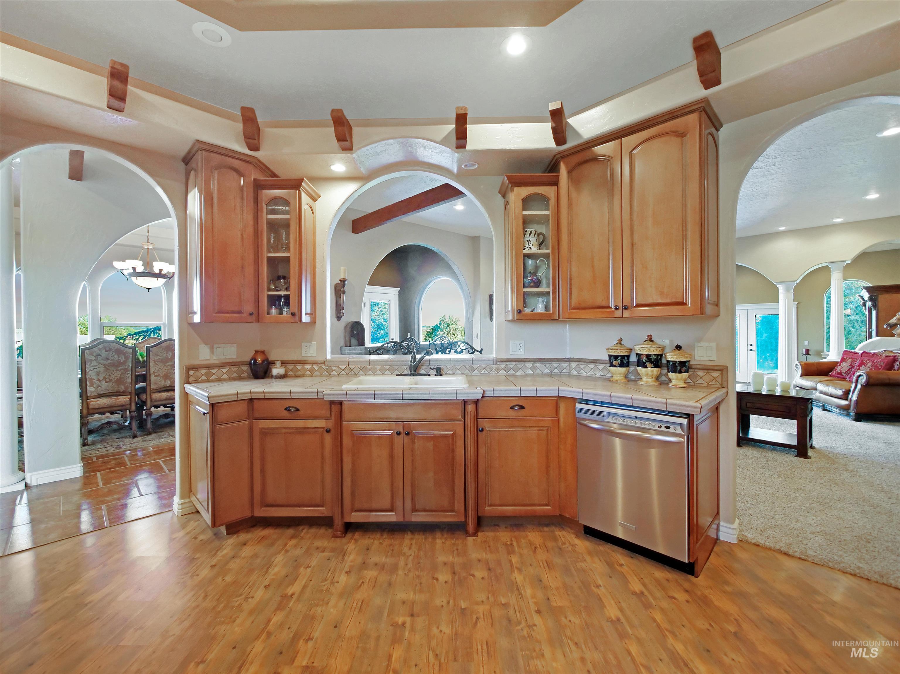 16480 Goodson Rd, Caldwell, Idaho 83607, 3 Bedrooms, 4.5 Bathrooms, Residential For Sale, Price $1,700,000, 98909962