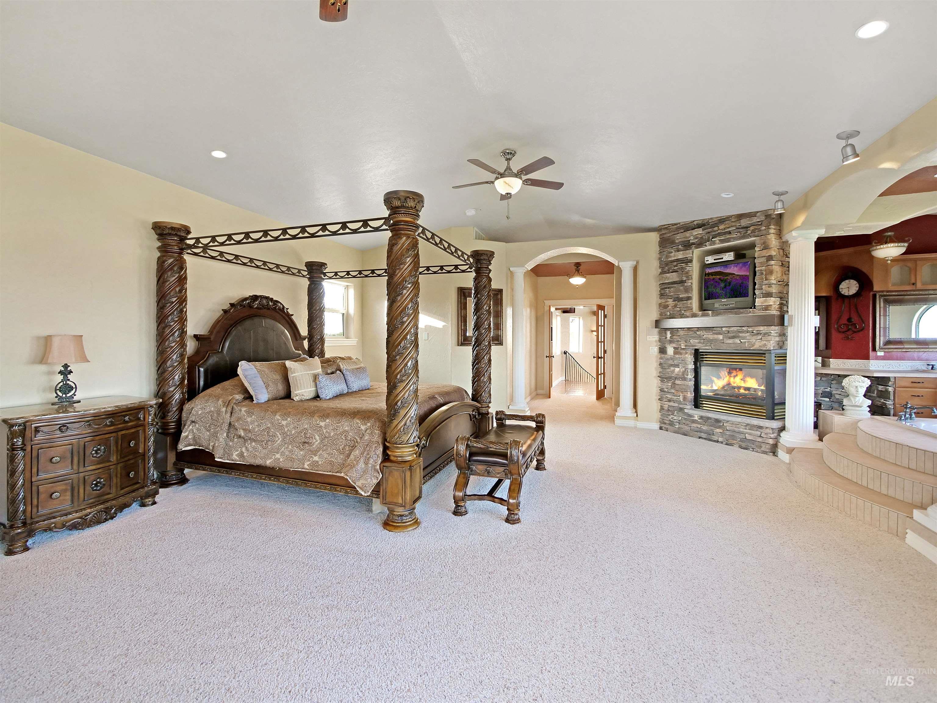 16480 Goodson Rd, Caldwell, Idaho 83607, 3 Bedrooms, 4.5 Bathrooms, Residential For Sale, Price $1,700,000, 98909962