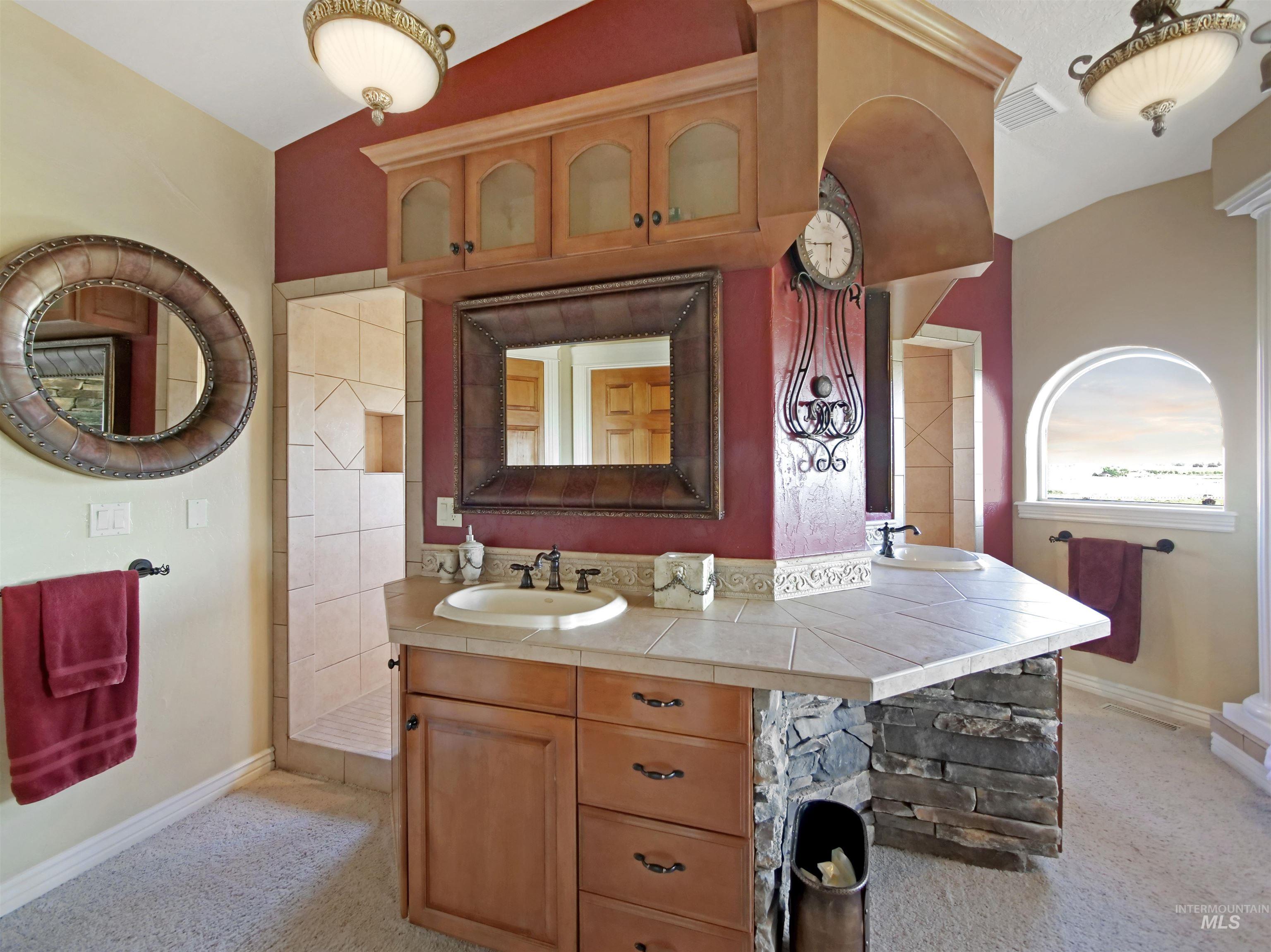 16480 Goodson Rd, Caldwell, Idaho 83607, 3 Bedrooms, 4.5 Bathrooms, Residential For Sale, Price $1,700,000, 98909962