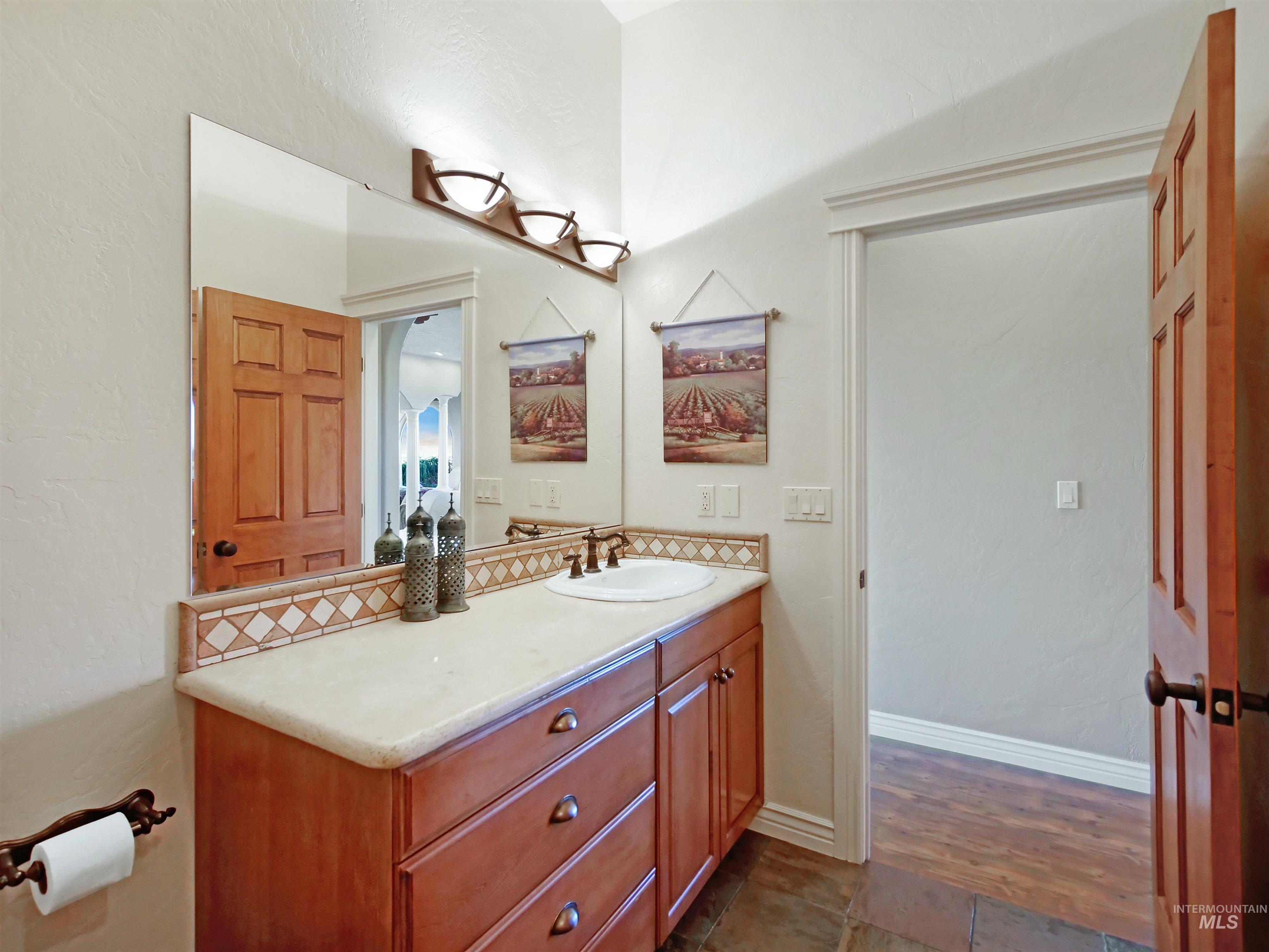 16480 Goodson Rd, Caldwell, Idaho 83607, 3 Bedrooms, 4.5 Bathrooms, Residential For Sale, Price $1,700,000, 98909962