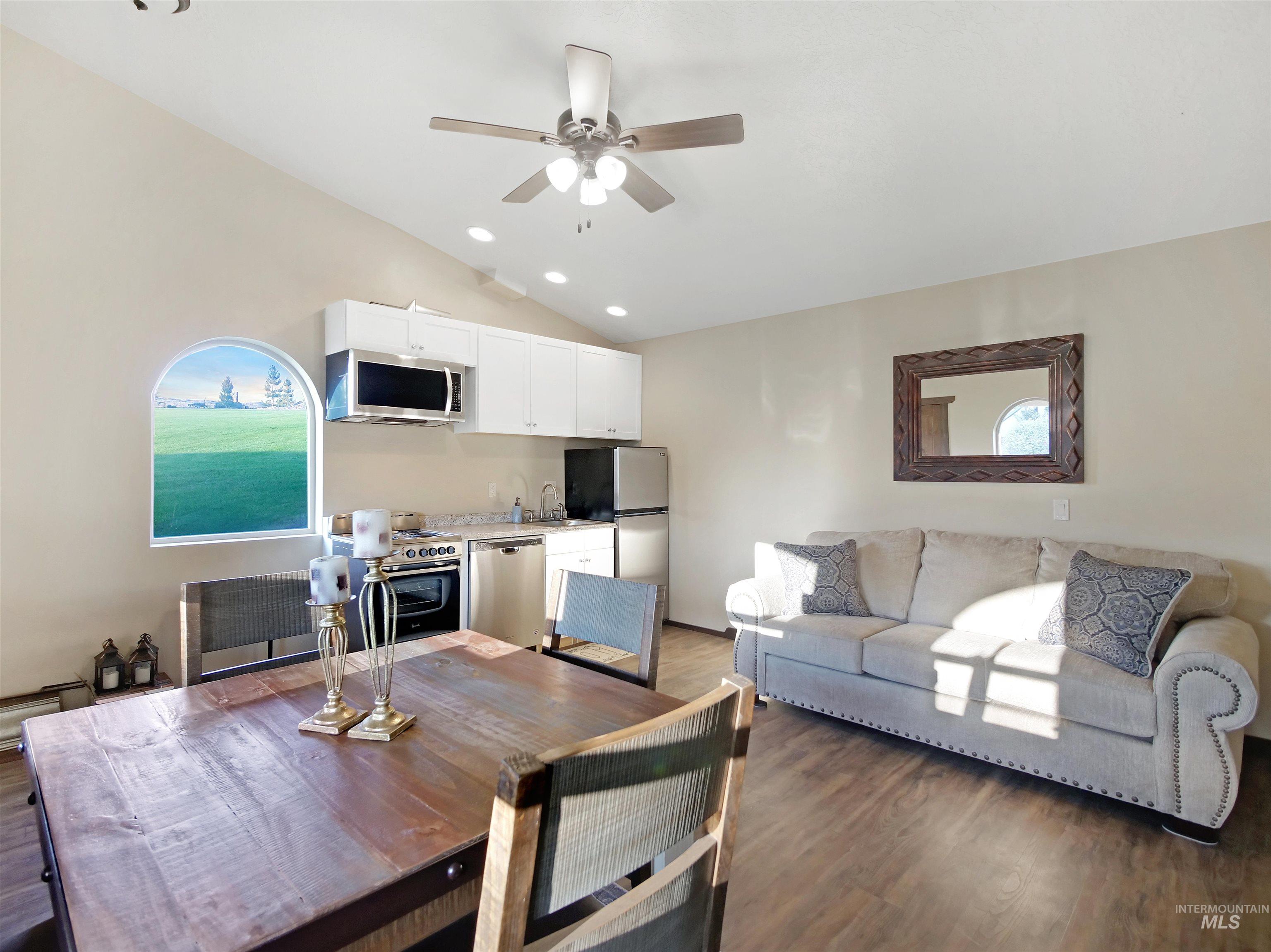 16480 Goodson Rd, Caldwell, Idaho 83607, 3 Bedrooms, 4.5 Bathrooms, Residential For Sale, Price $1,700,000, 98909962