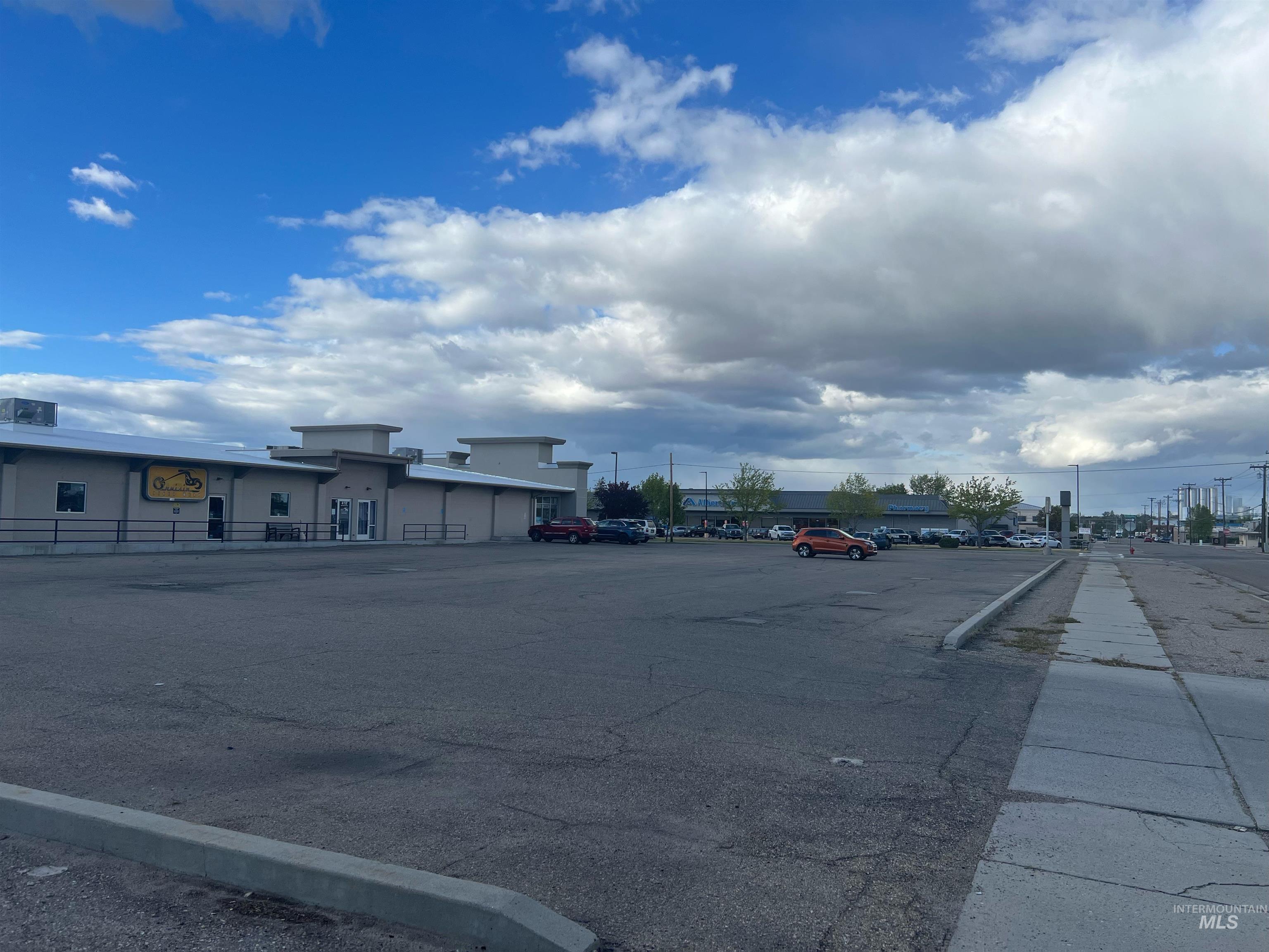 TBD Cleveland Blvd, Caldwell, Idaho 83605, Land For Sale, Price $650,000,MLS 98910017