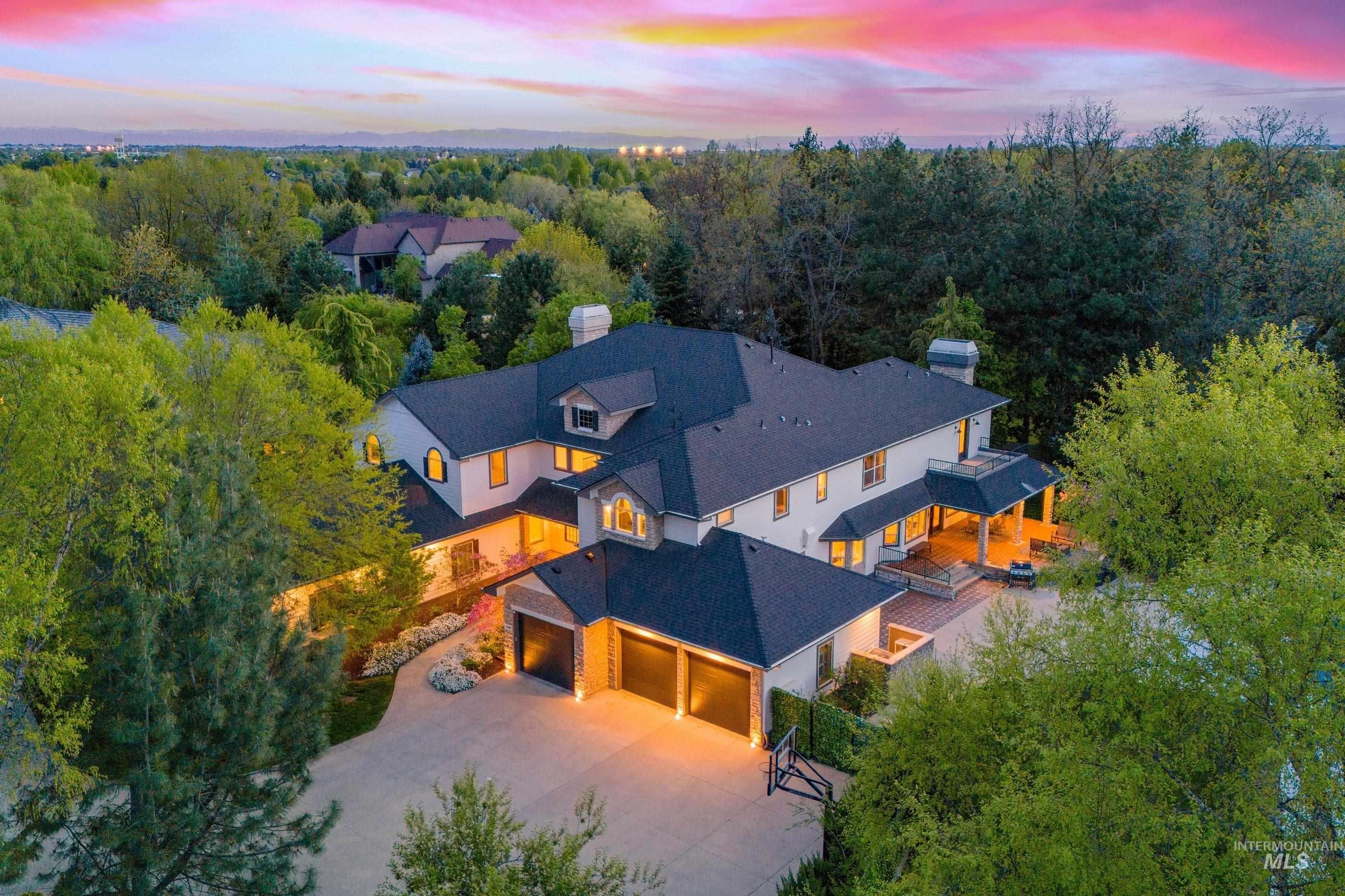 2749 S White Castle Avenue, Eagle, Idaho 83616, 6 Bedrooms, 8 Bathrooms, Residential For Sale, Price $3,295,000,MLS 98910048