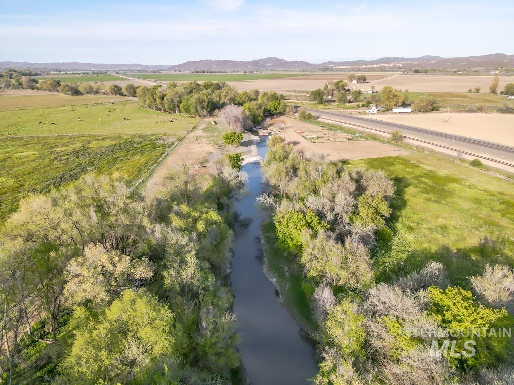2010 US Highway 20, Vale, Oregon 97918, 4 Bedrooms, 2 Bathrooms, Farm & Ranch For Sale, Price $875,000, 98910085