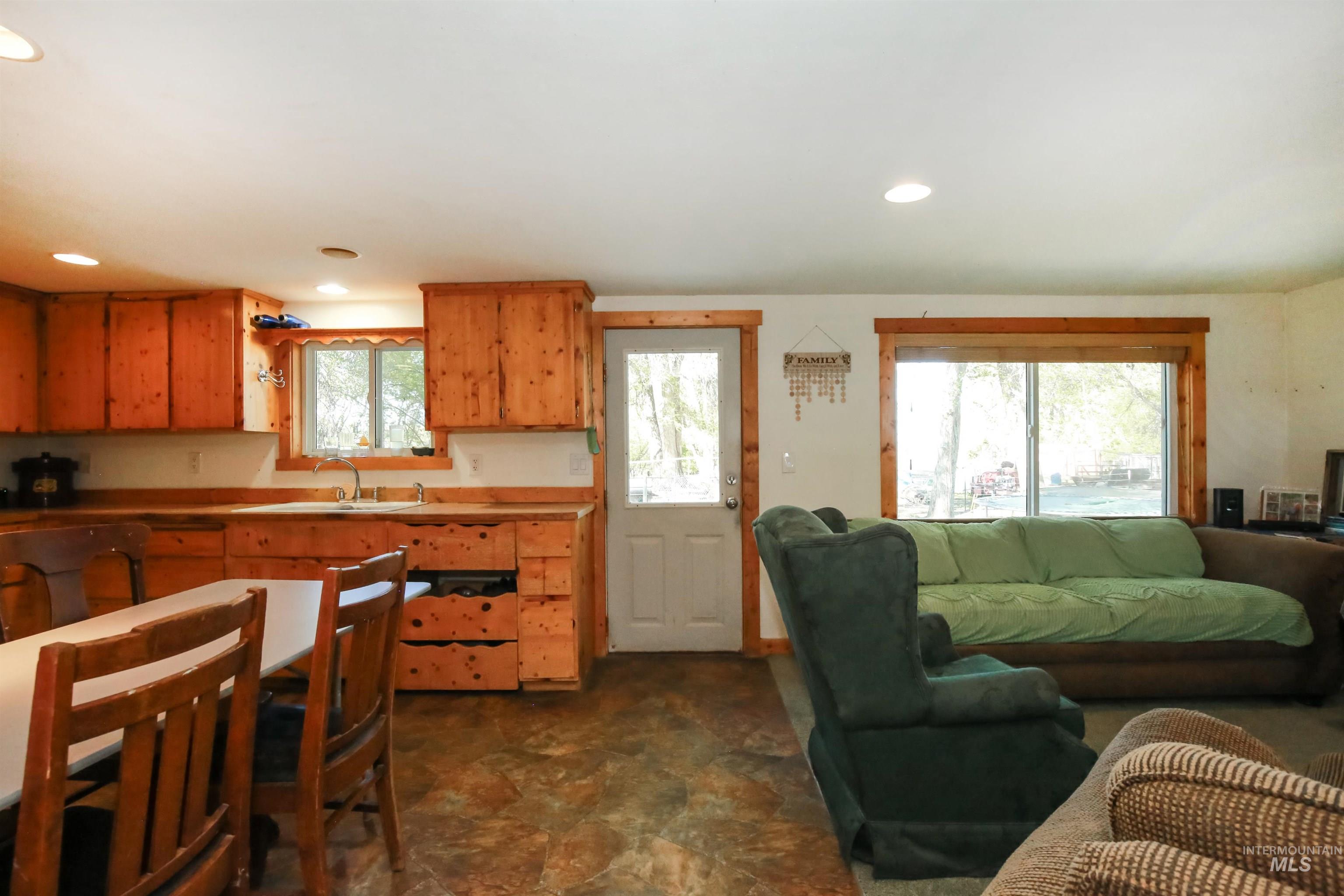 2010 US Highway 20, Vale, Oregon 97918, 4 Bedrooms, 2 Bathrooms, Farm & Ranch For Sale, Price $875,000, 98910085